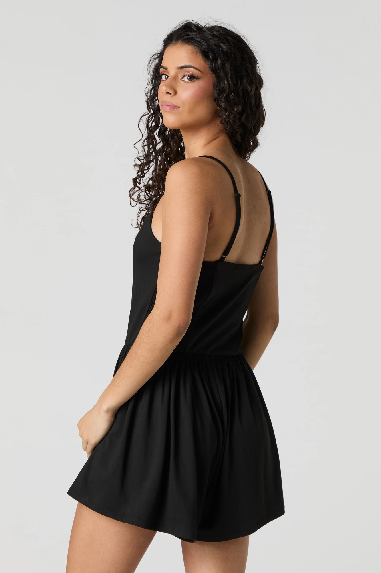 Combi-short fluide à encolure dégagée - Image 5