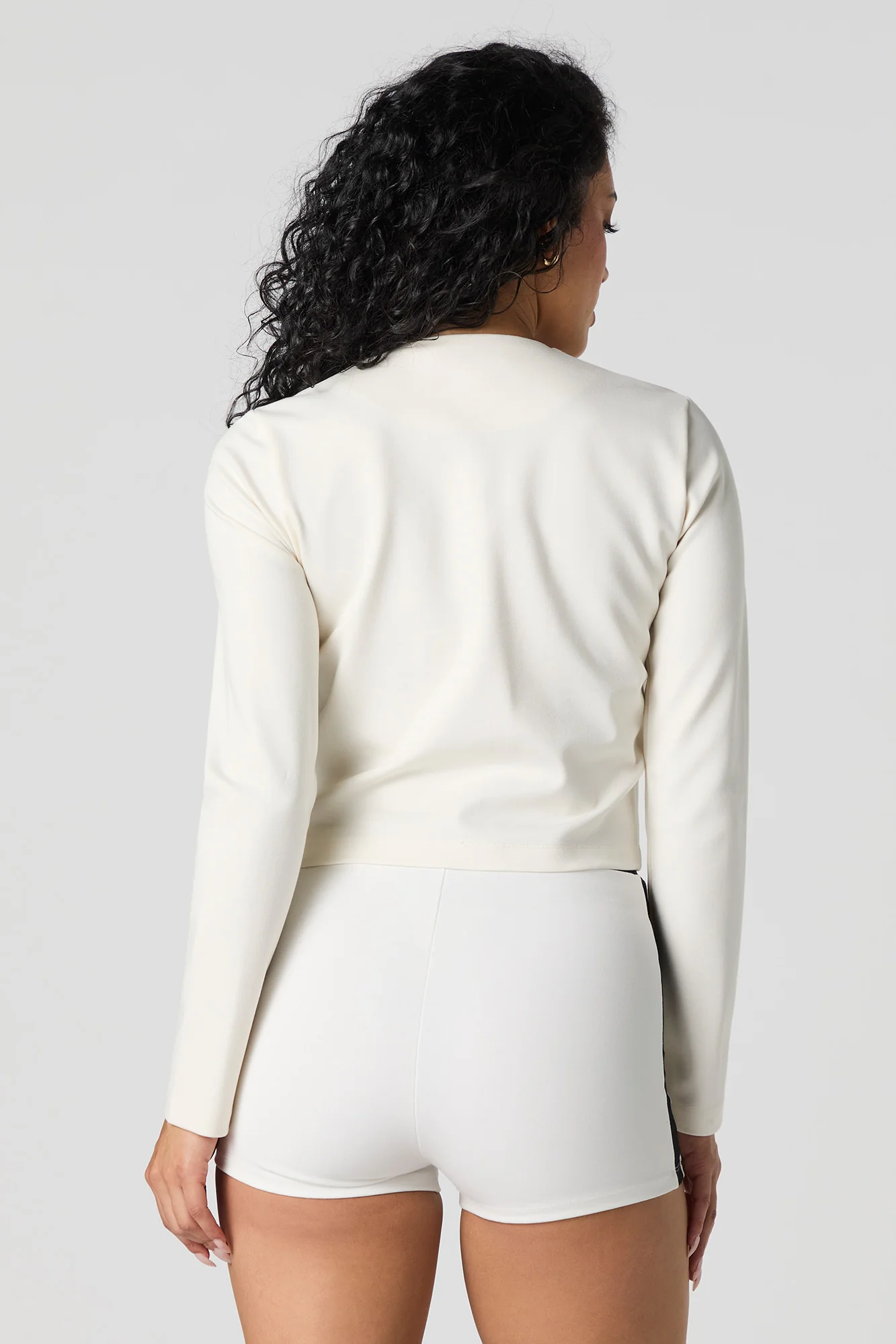 Buttoned Pocket Short - Image 2