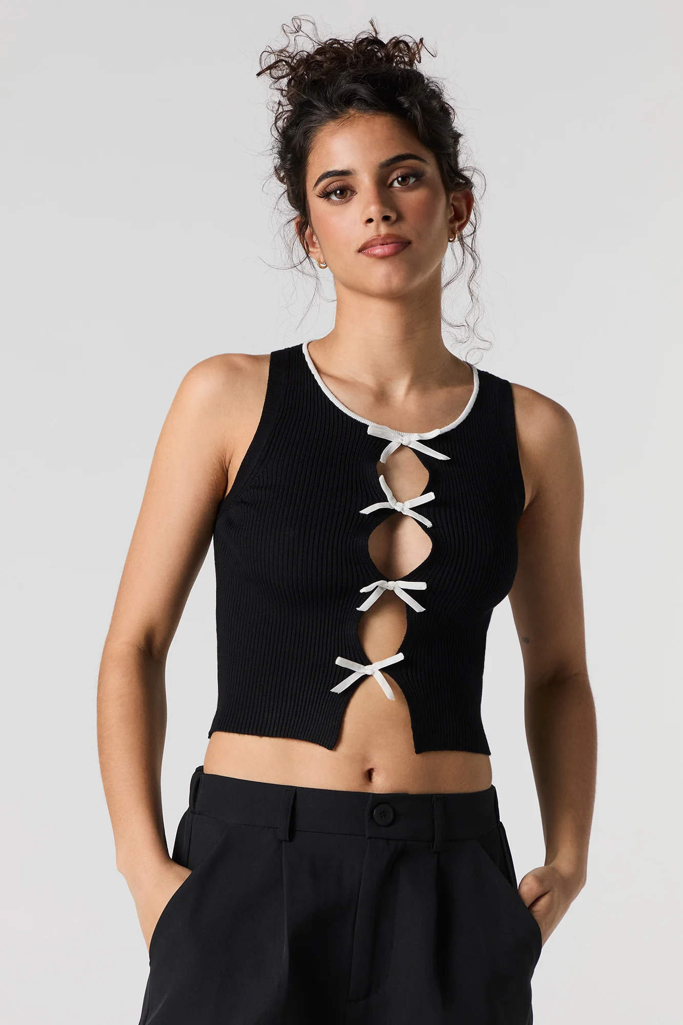 Ribbed Knit Cut-Out Bow Tank - Image 4