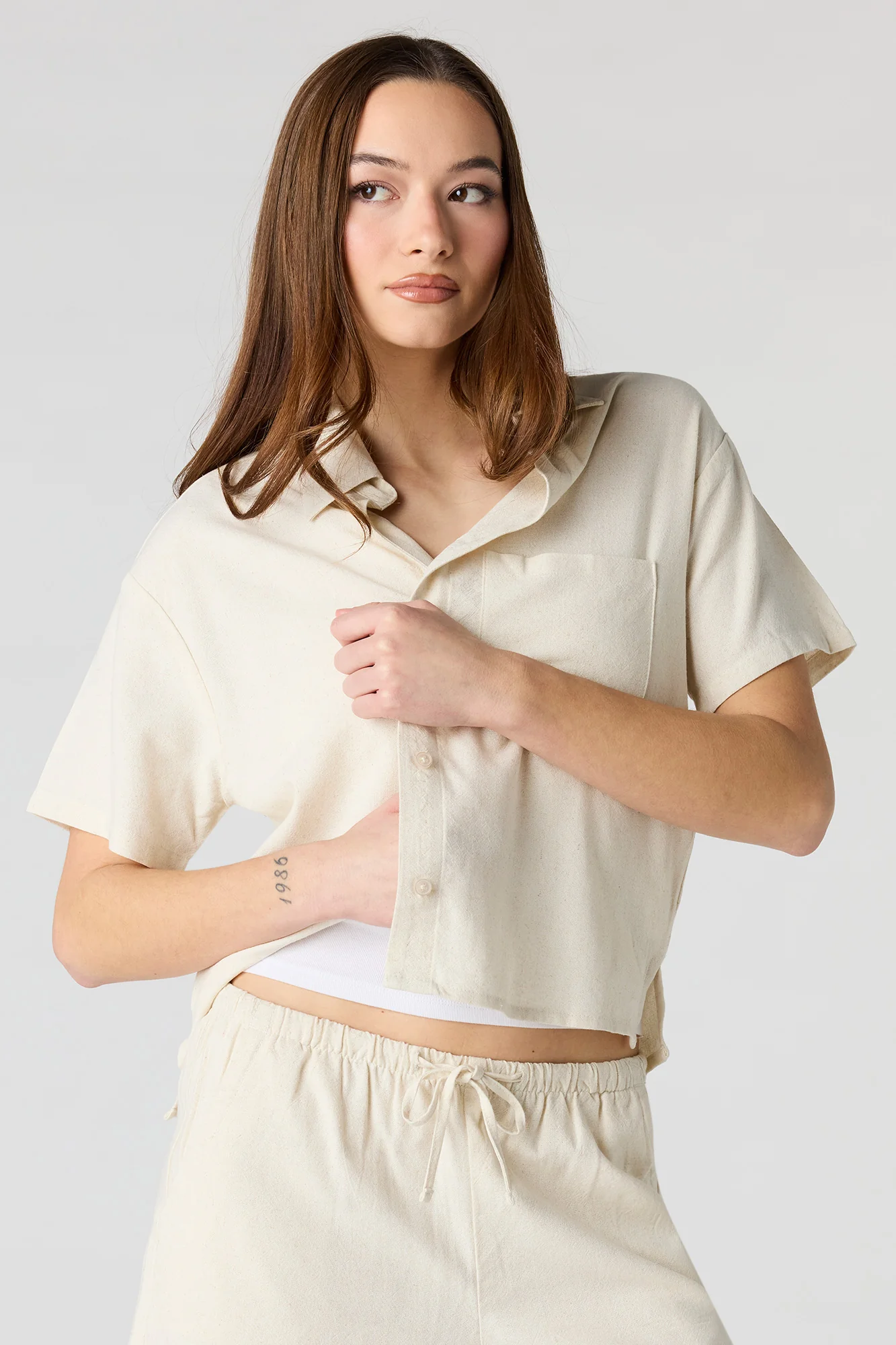 Linen-Blend Button-Up Collared Top - Image 10