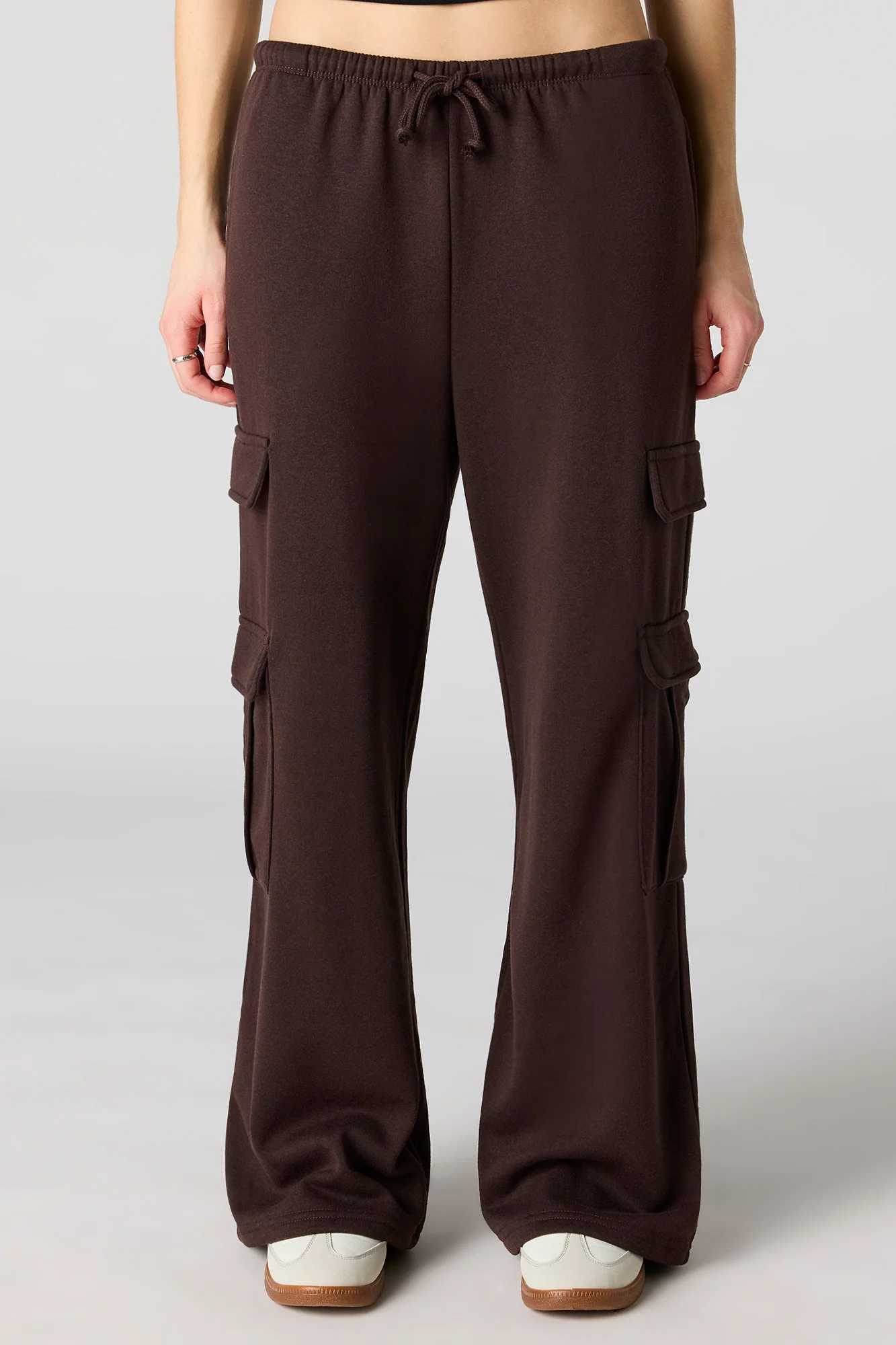 Fleece Low Rise Baggy Cargo Sweatpant - Image 11