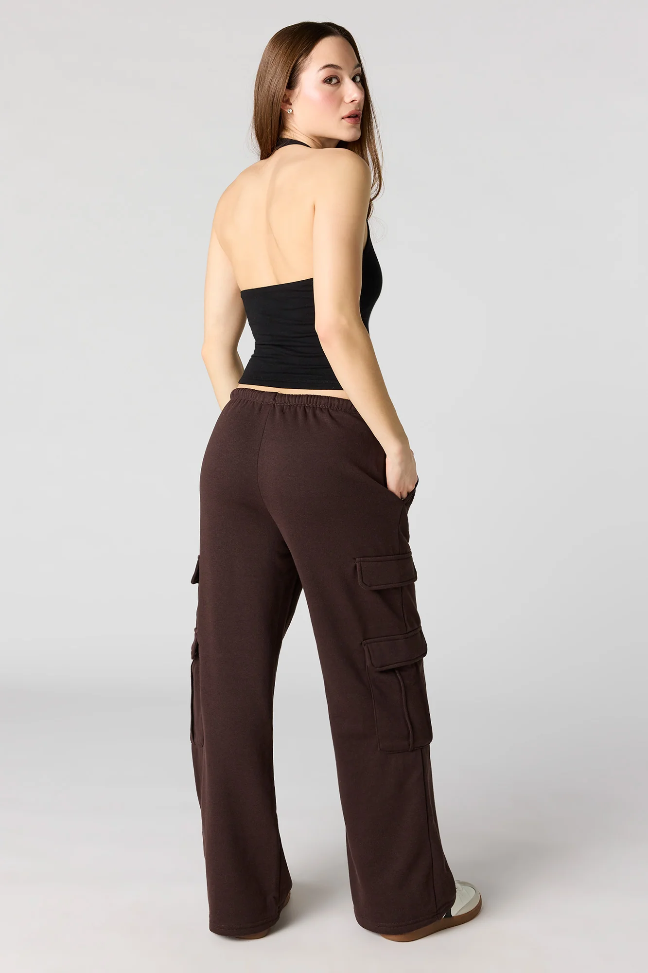 Fleece Low Rise Baggy Cargo Sweatpant - Image 12