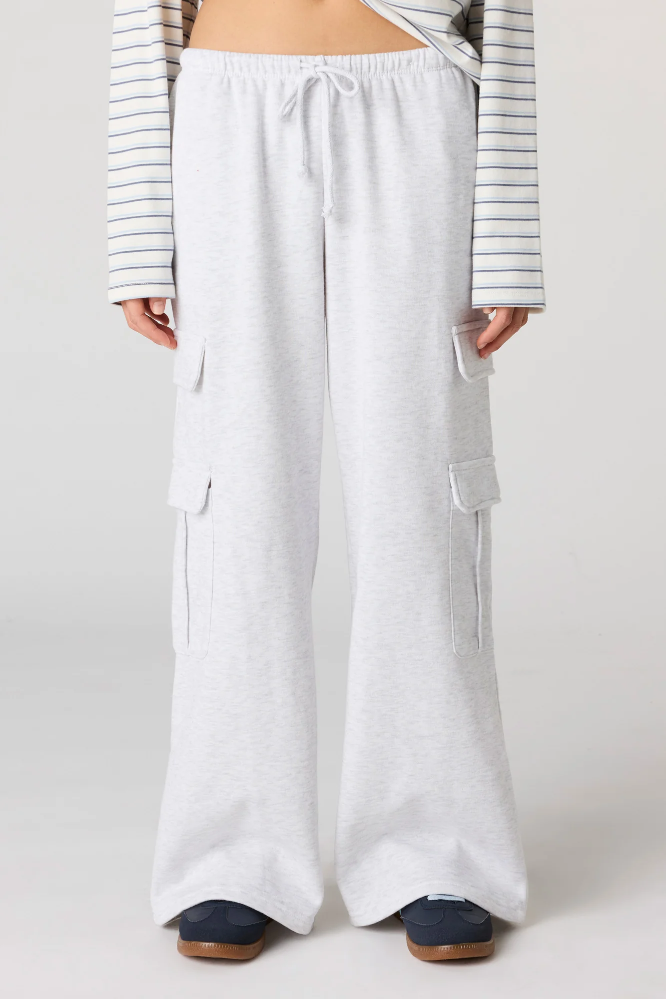 Fleece Low Rise Baggy Cargo Sweatpant - Image 8