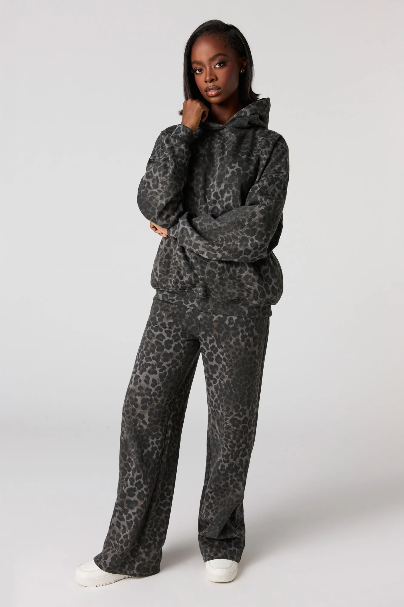 Low Rise Baggy Fleece Sweatpant - Image 17