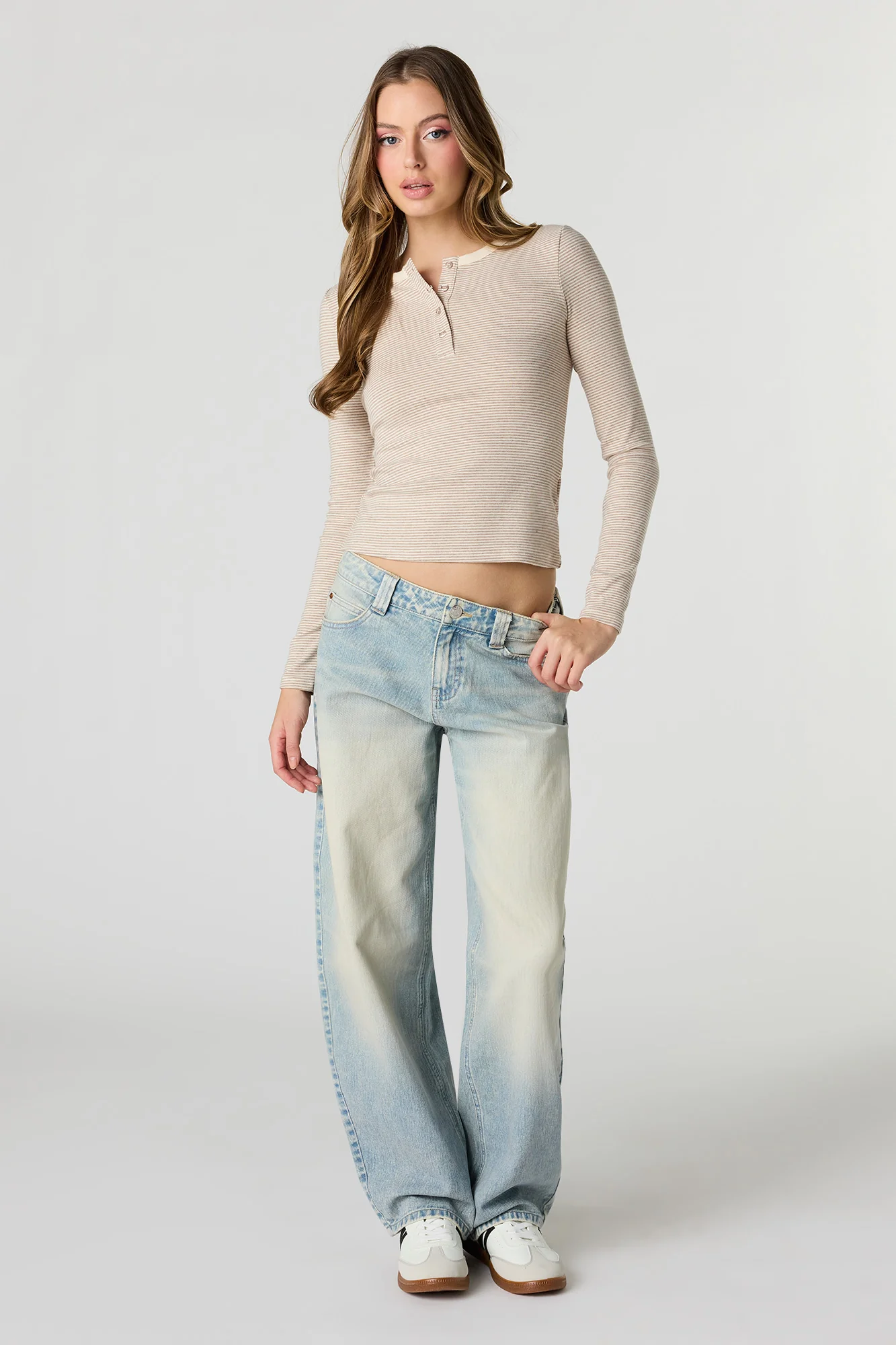 Low Rise Barrel Jean - Image 7