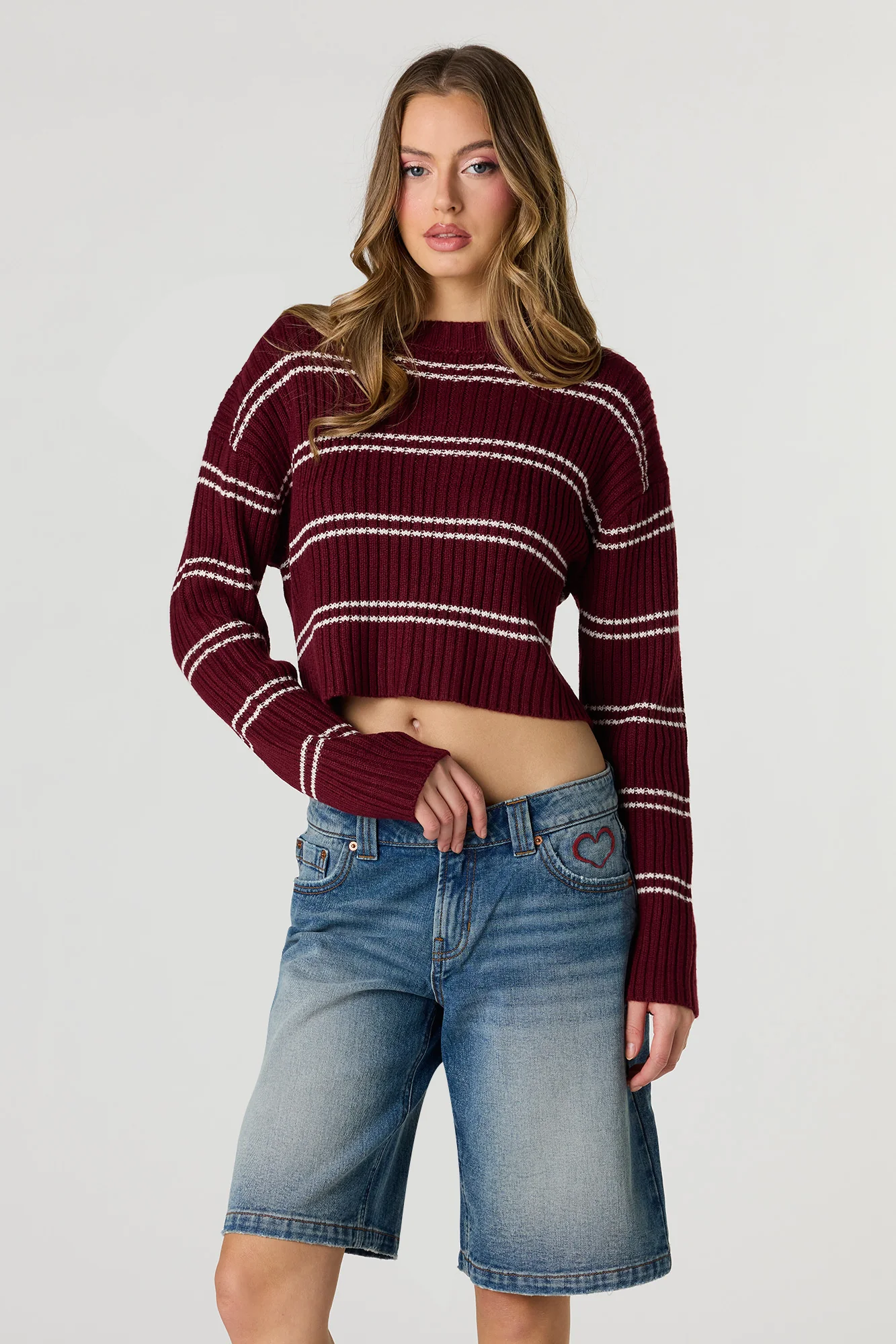 Brooklyn Low Rise Baggy Dark Embroidered Jort