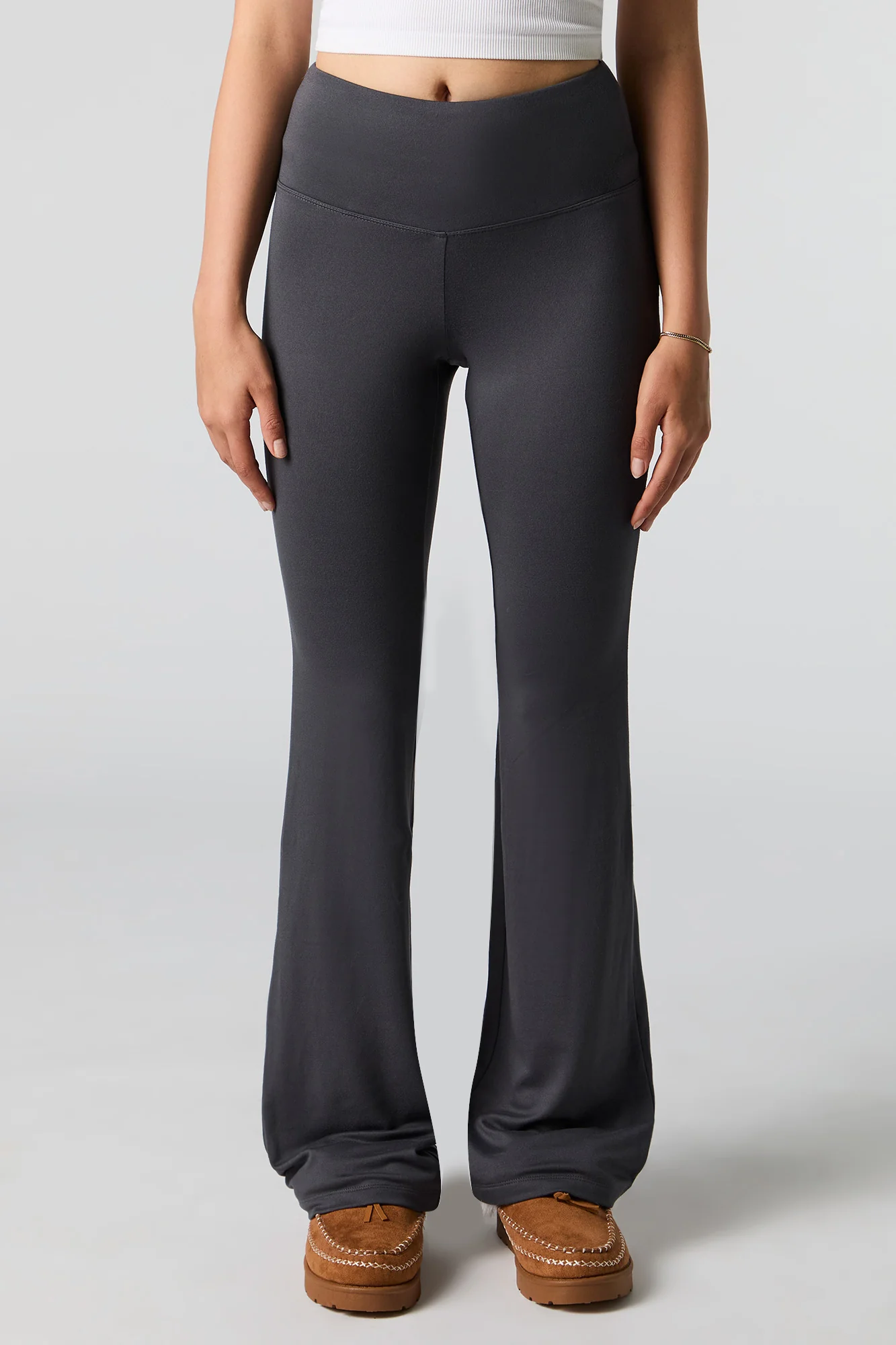 Soft Flare Legging - Image 8