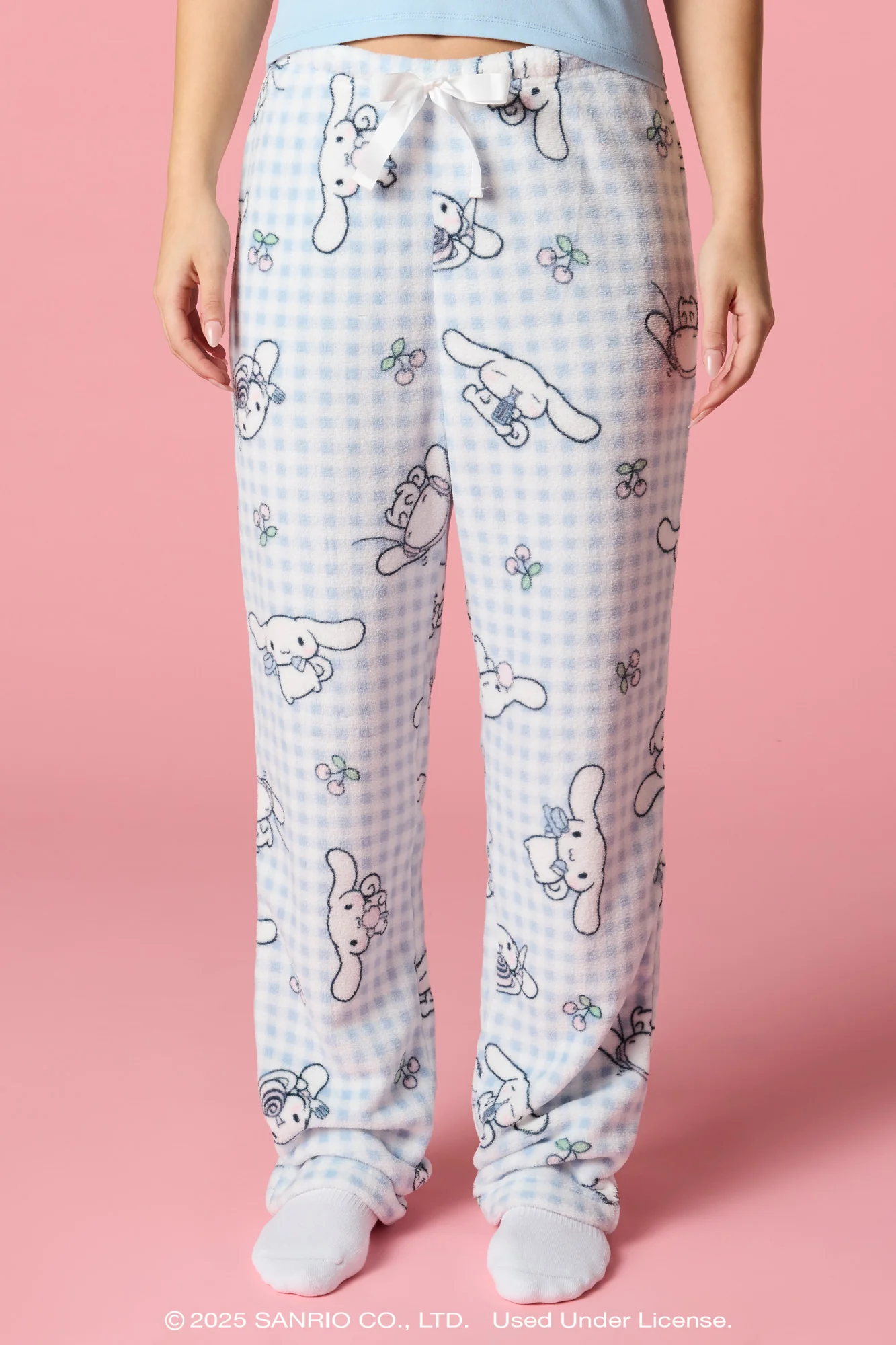Cinnamoroll™ HD Print T-Shirt & Plush Pant Pajama Set - Image 3