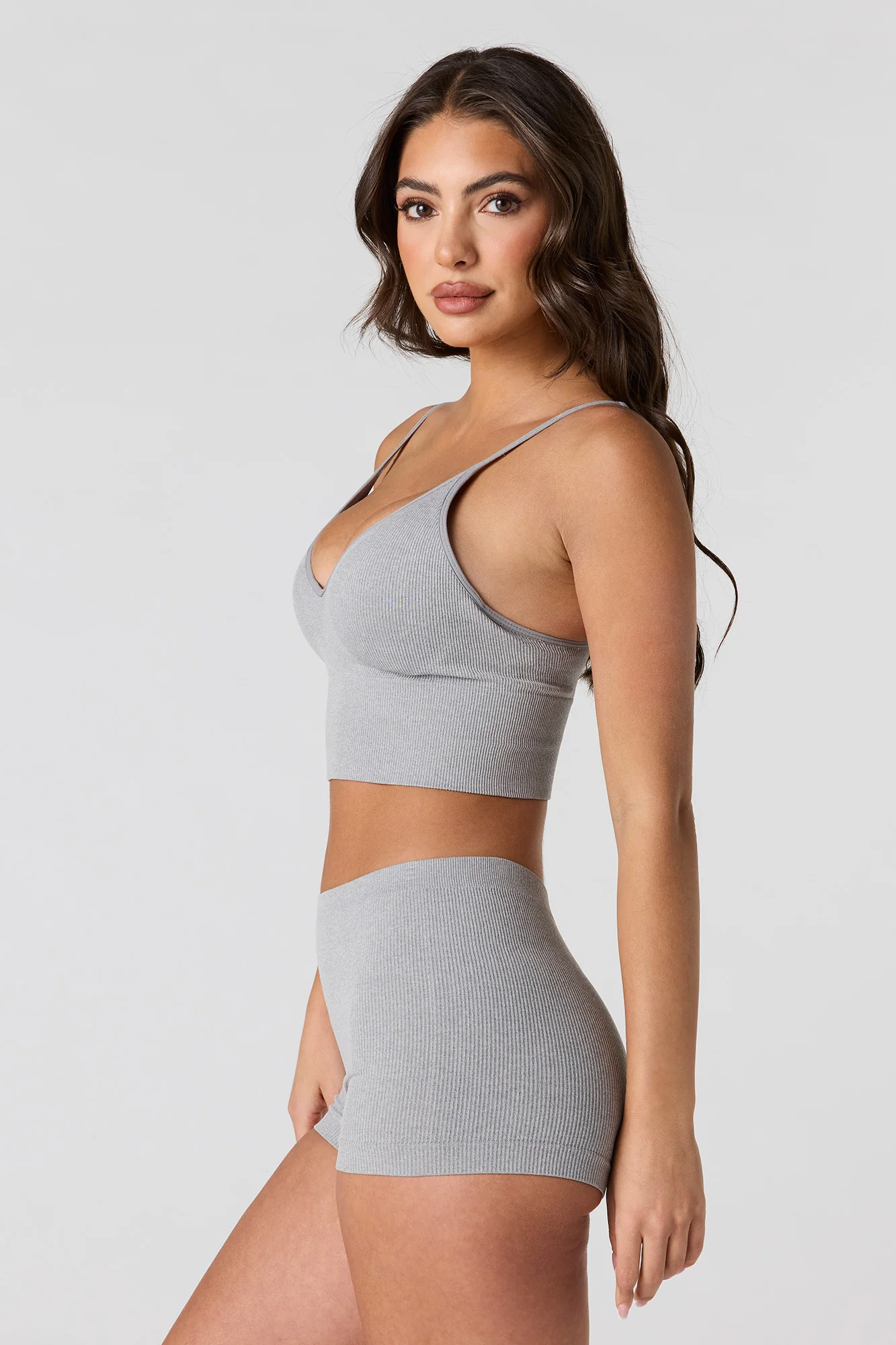 Seamless Ribbed Padded Bra - Image 9