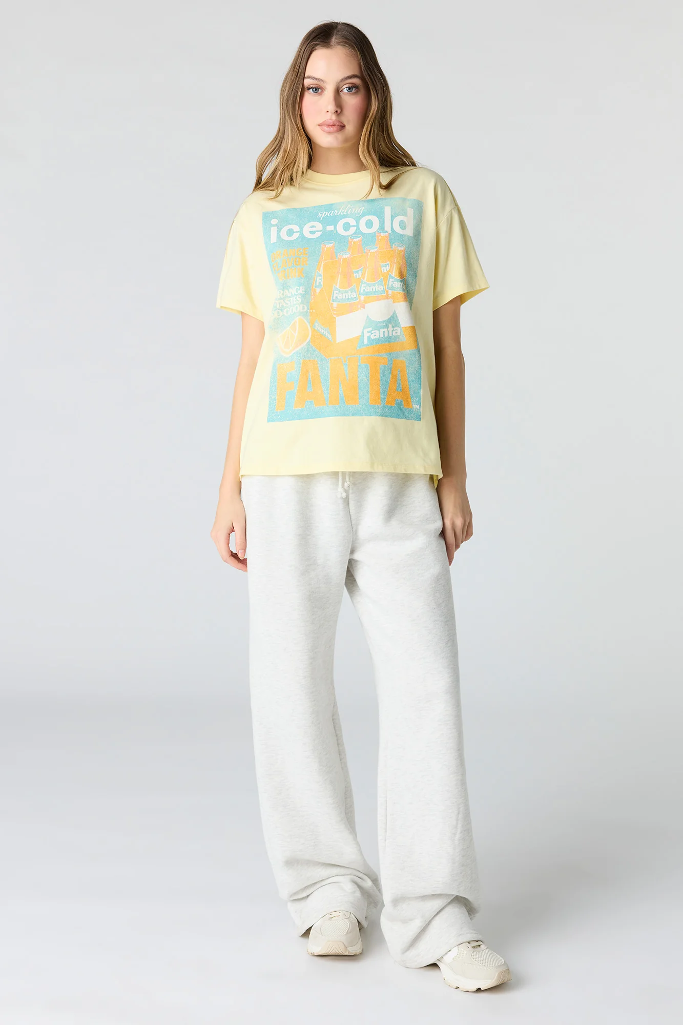 Drink Graphic Boyfriend T-Shirt - Image 6