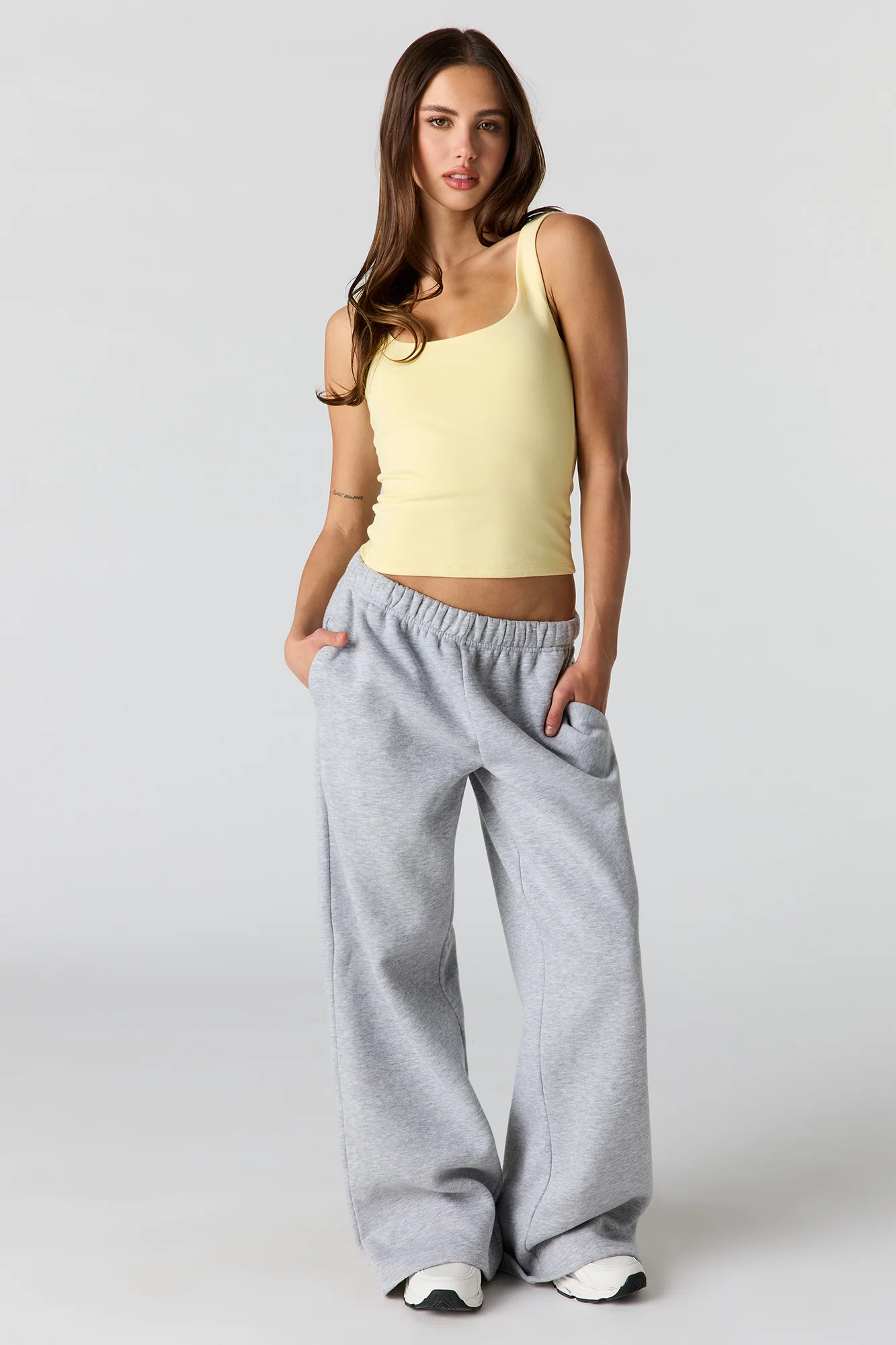 Soft Contour Scoop Neck Tank - Image 15