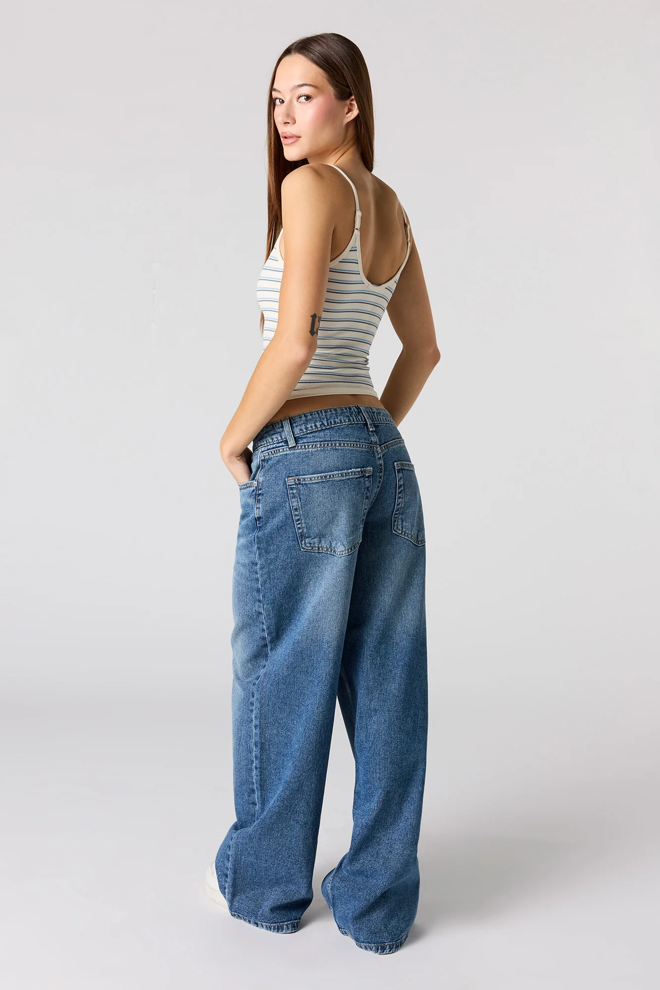 Low Rise Super Baggy Dark Jean - Image 3