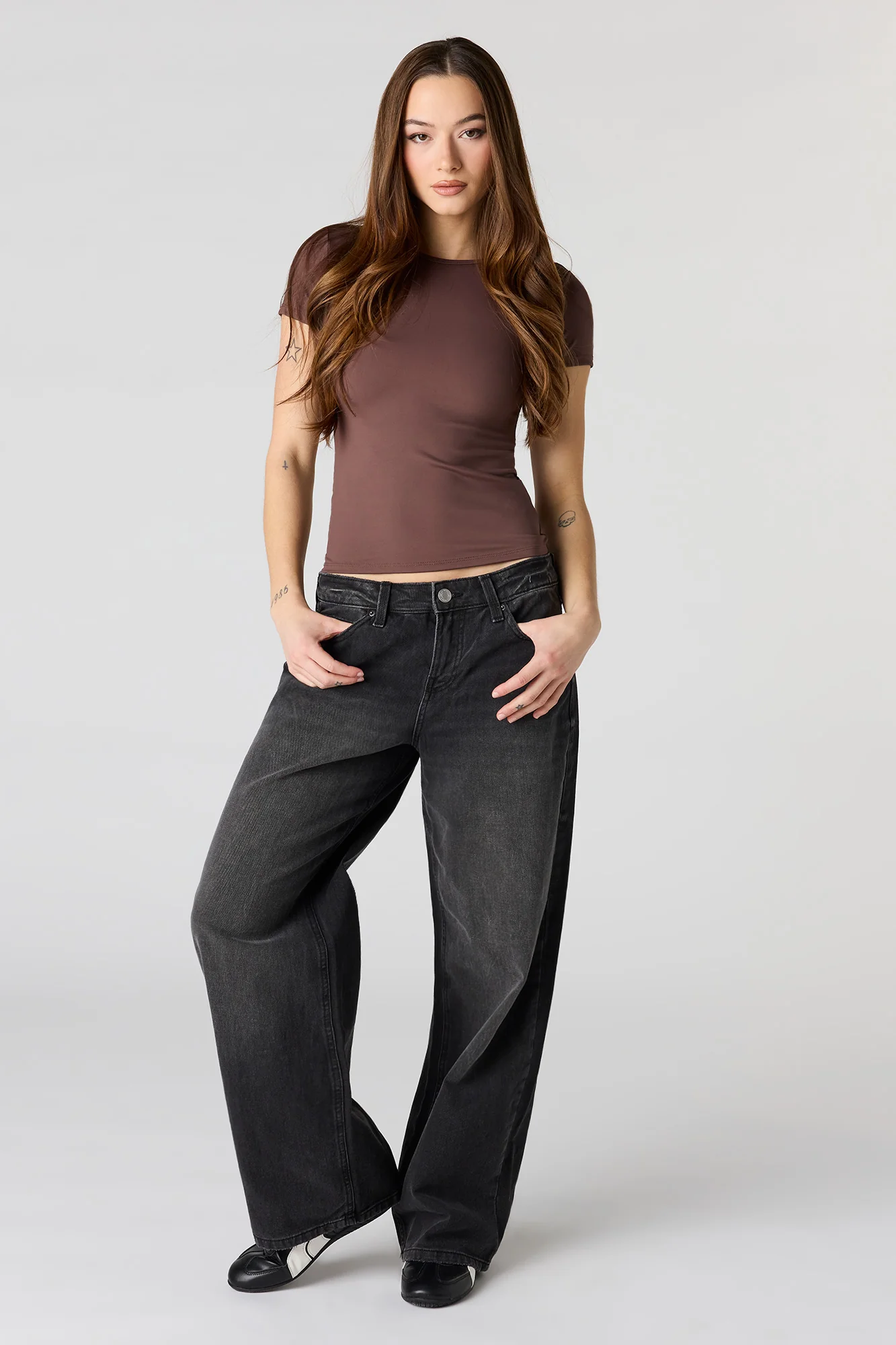 Contour Classic T-Shirt - Image 3