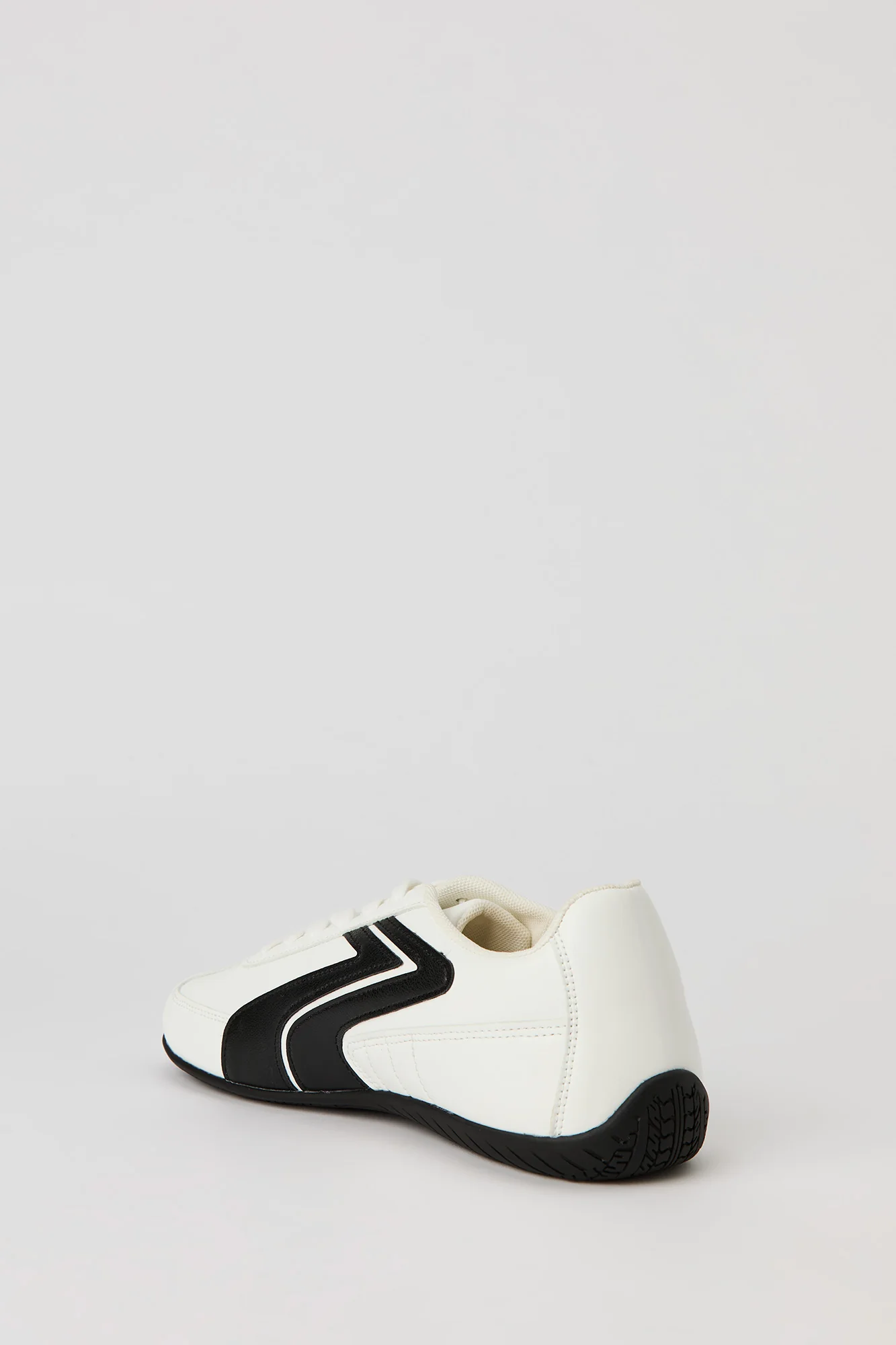 Retro Sneaker - Image 12