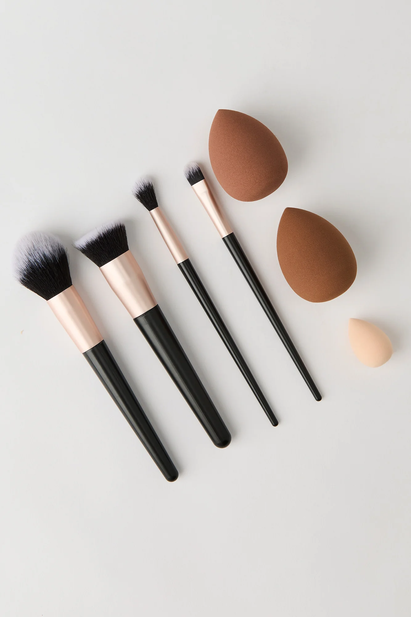 Soft Makeup Brushes Set - Image 6