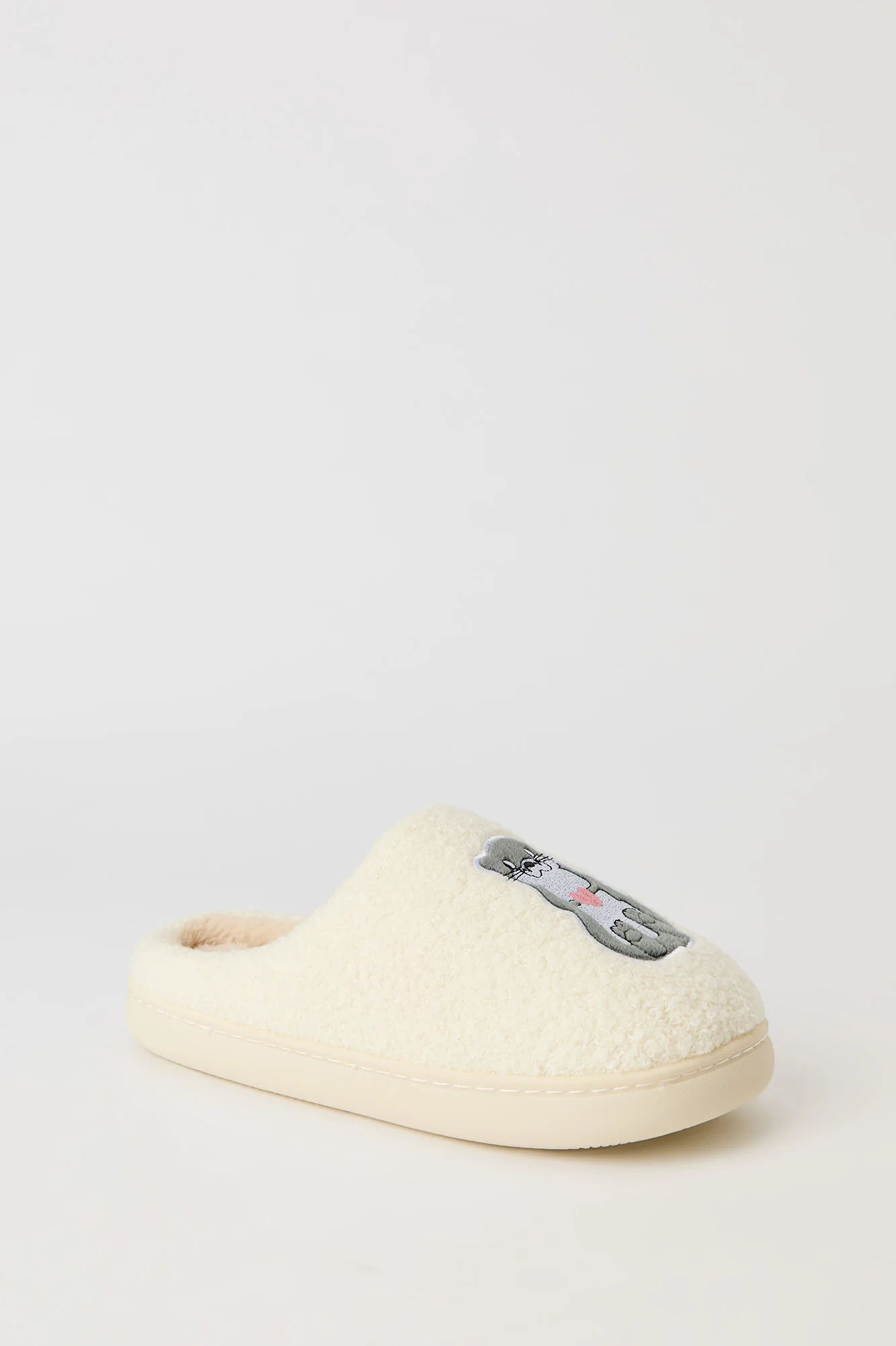 Otter Embroidered Sherpa Slippers - Image 3