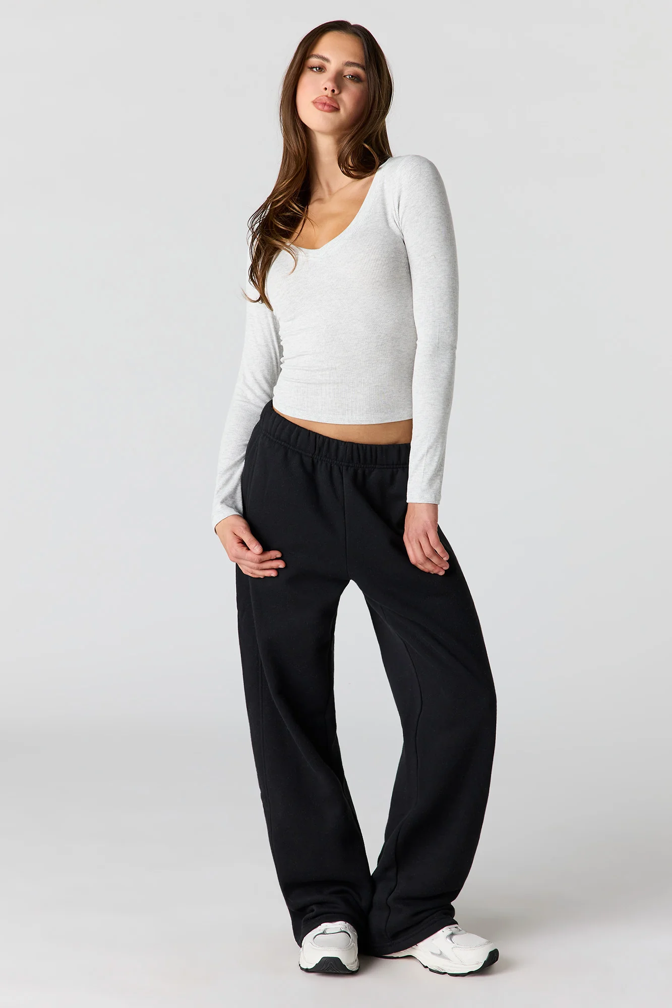 Ribbed V-Neck Long Sleeve Top - Image 15