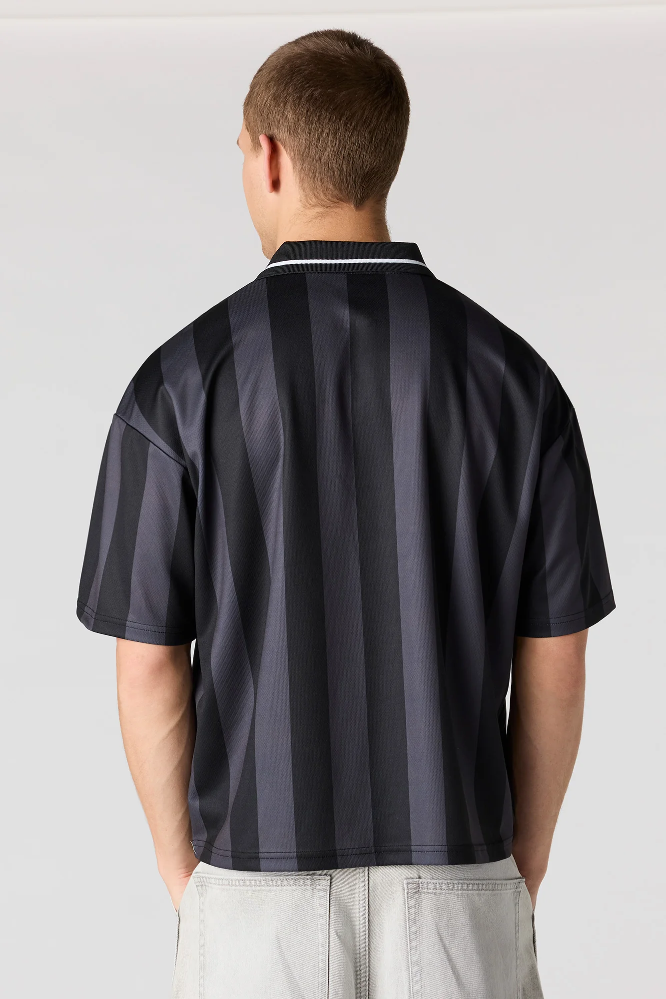 Graphic Mesh Soccer Jersey - Image 8