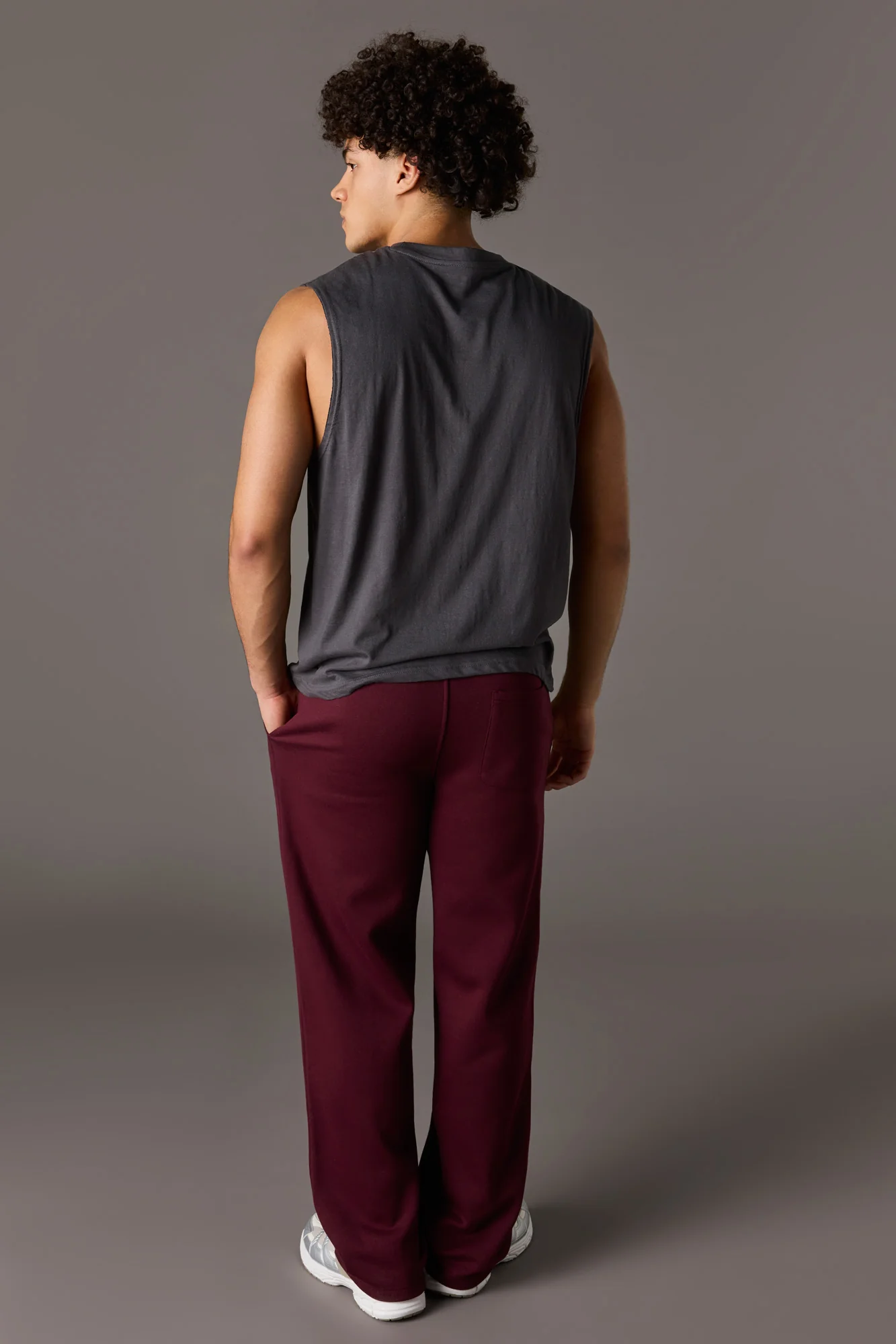 Playboy Graphic Fleece Baggy Sweatpant - Image 3