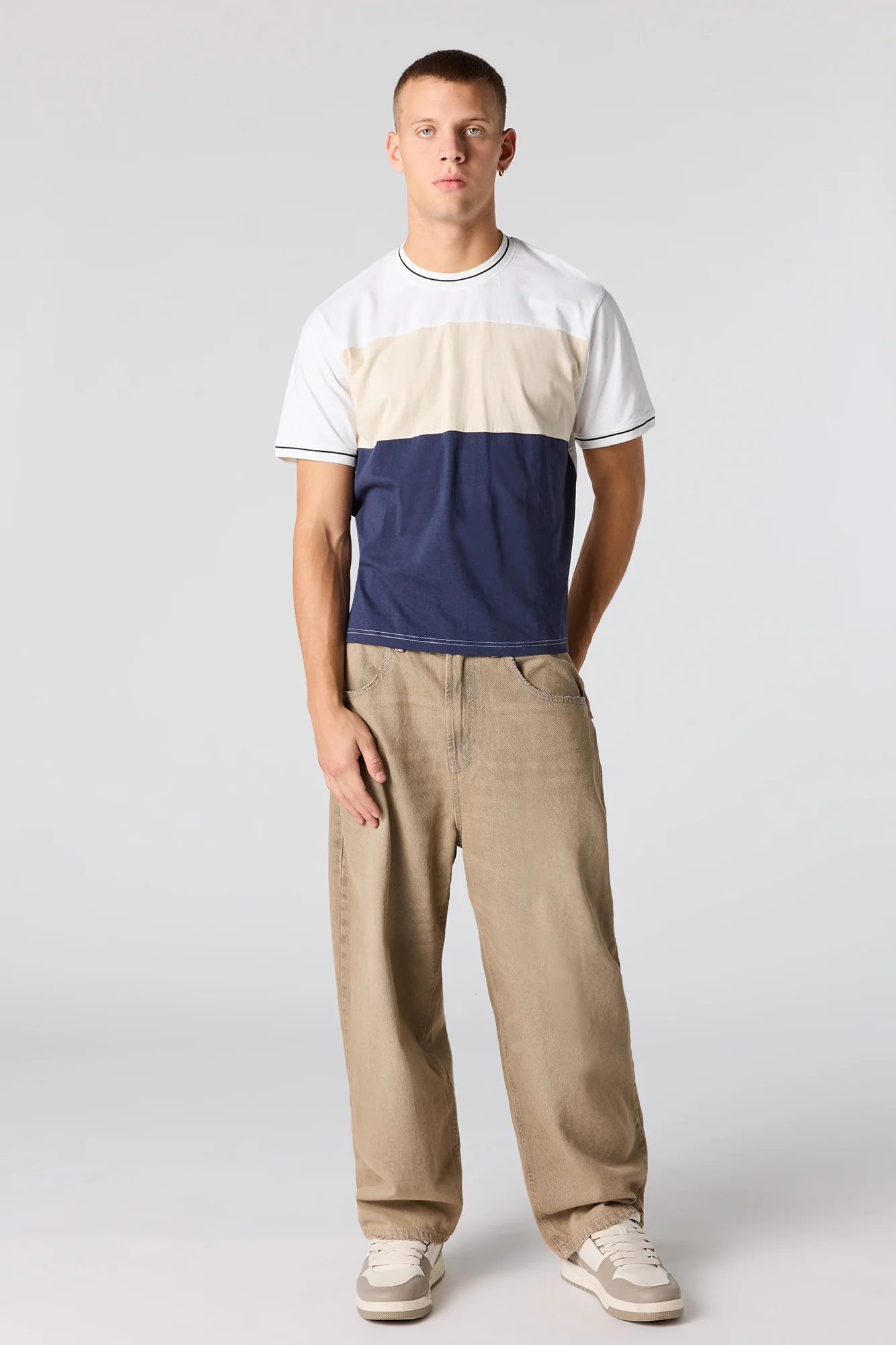 Premium Heavyweight Cotton Solid T-Shirt - Image 9