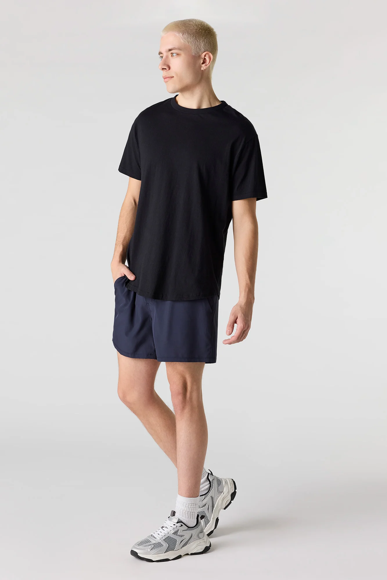 Active Short - Image 14