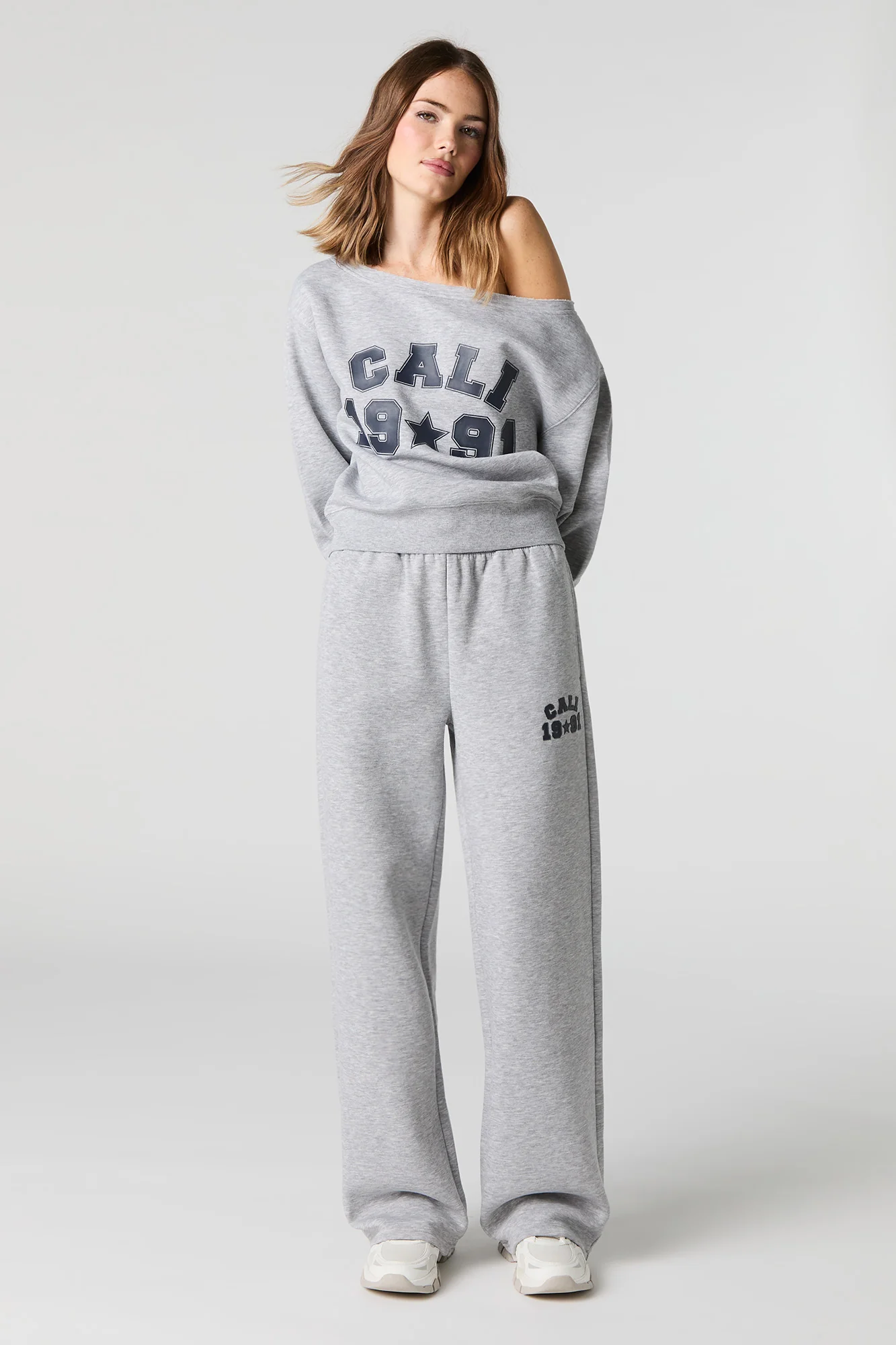 HD Print Wide Leg Fleece Sweatpant - Image 4