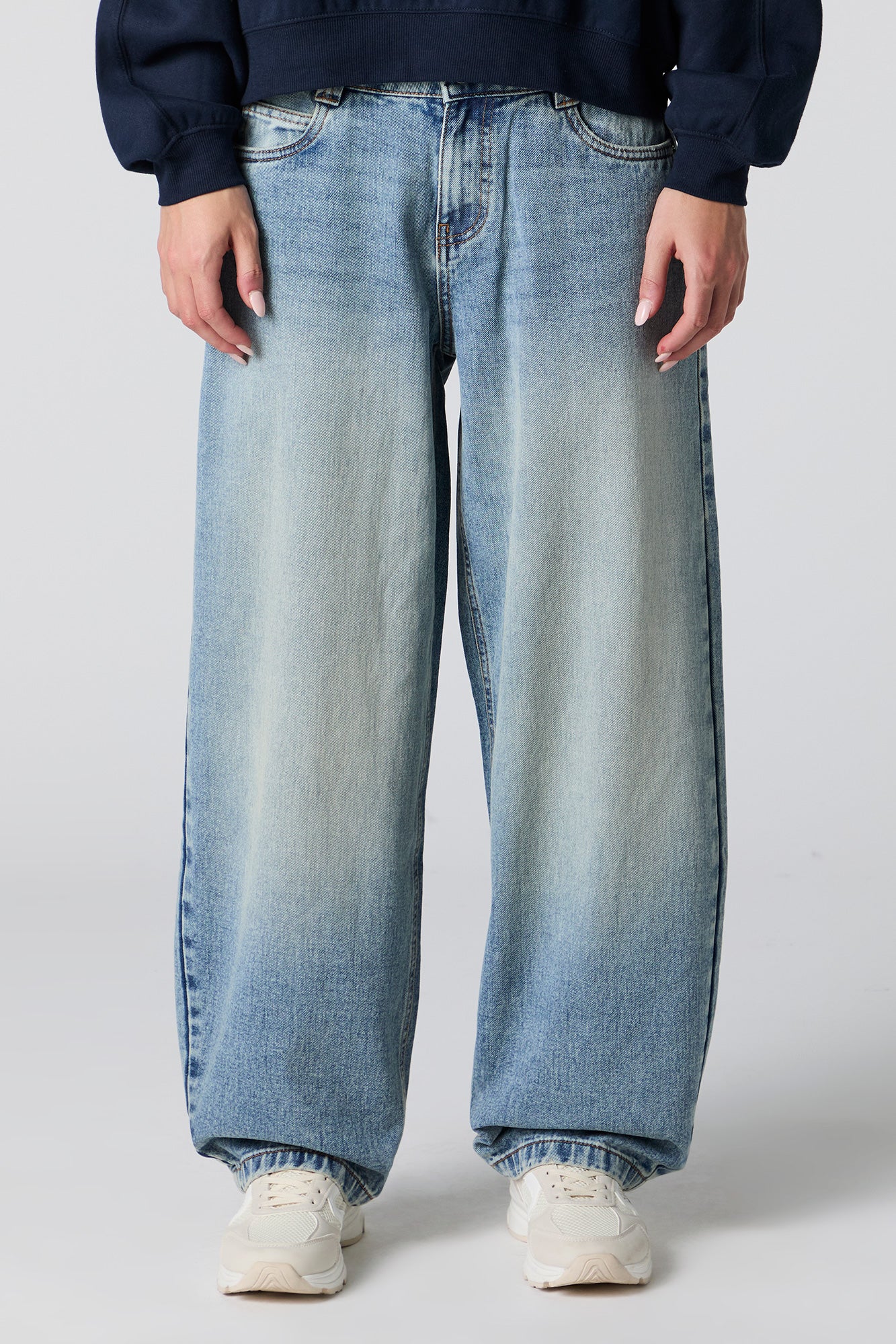 Low Rise Balloon Leg Jean - Image 9