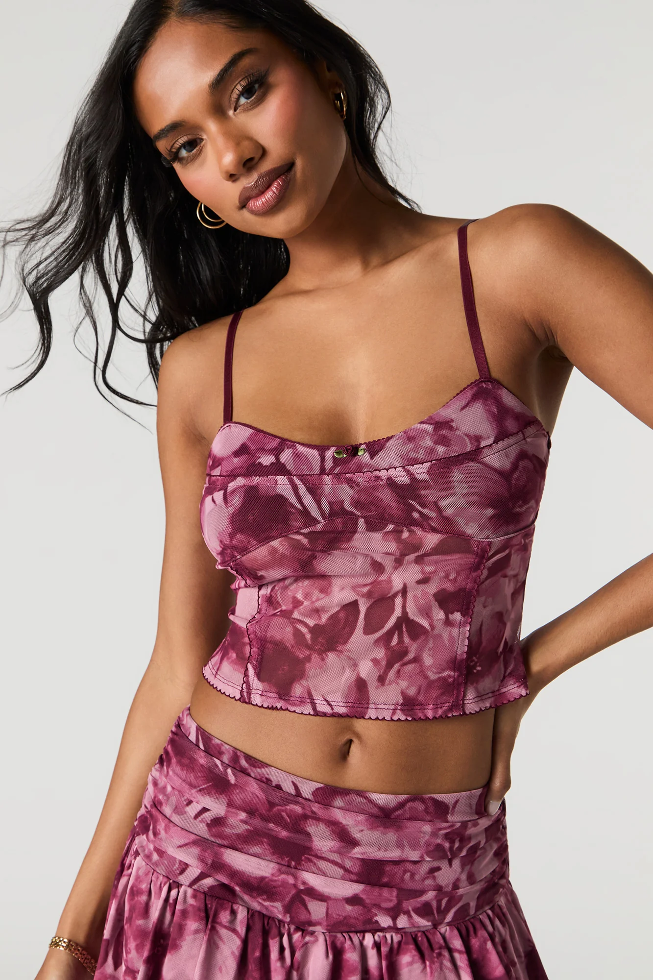 Camisole courte en filet avec rosette