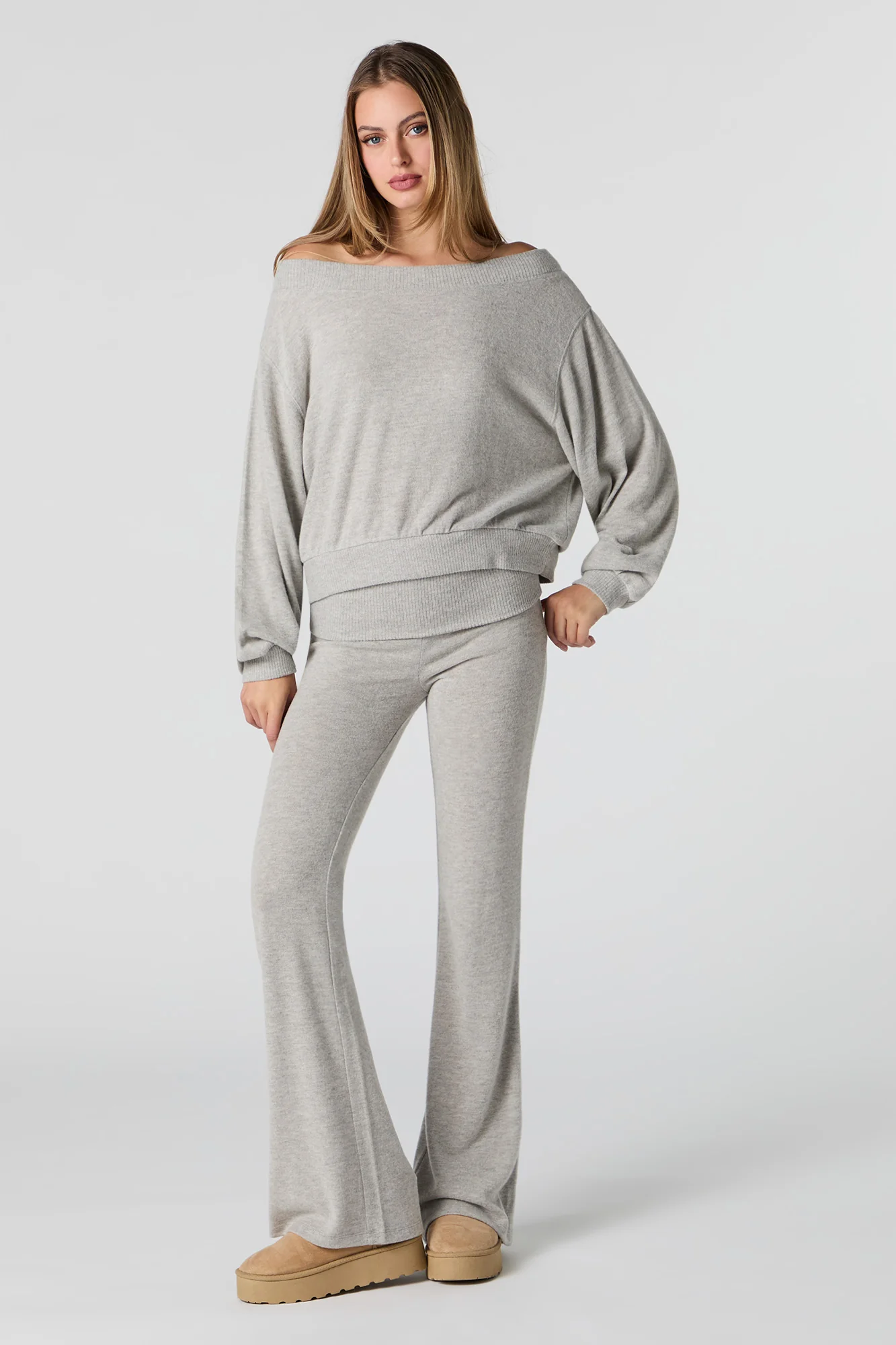 Pantalon à jambe évasée en tricot avec taille pliée - Image 8