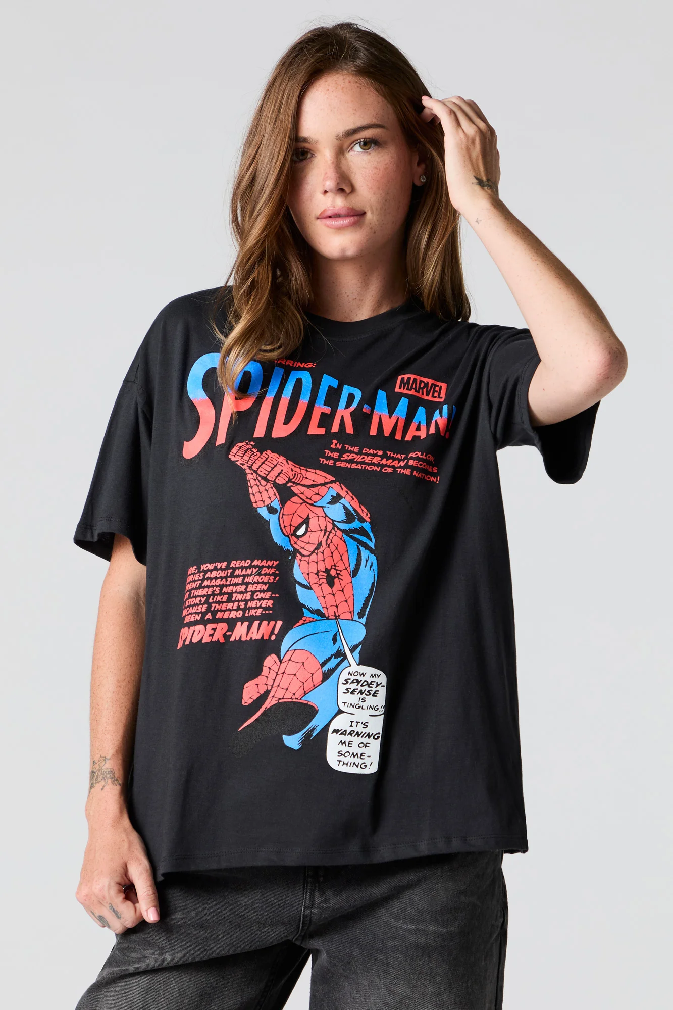 T-shirt de coupe garçonne à imprimé Spiderman