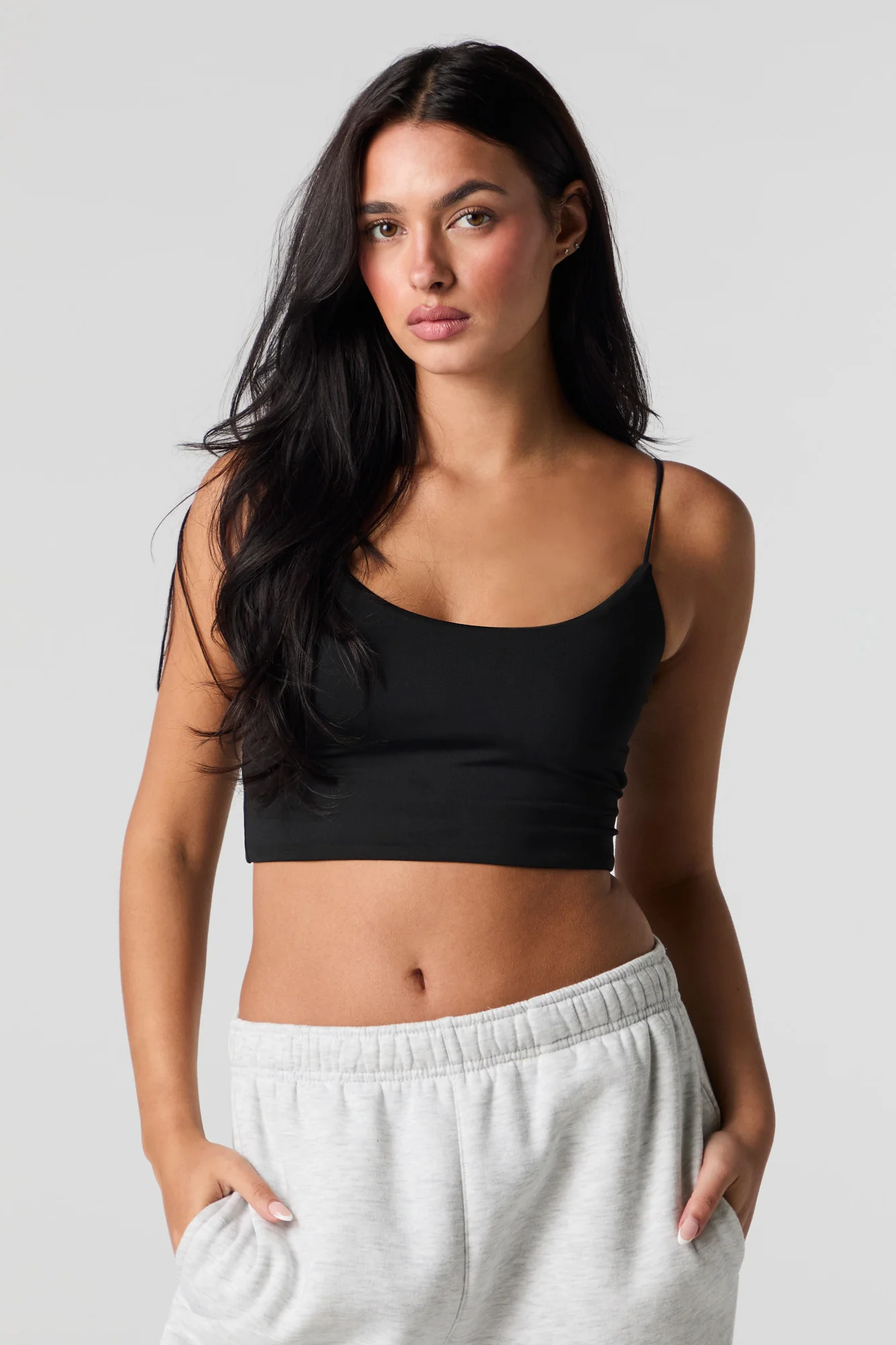 Camisole profilée courte à fines bretelles - Image 4