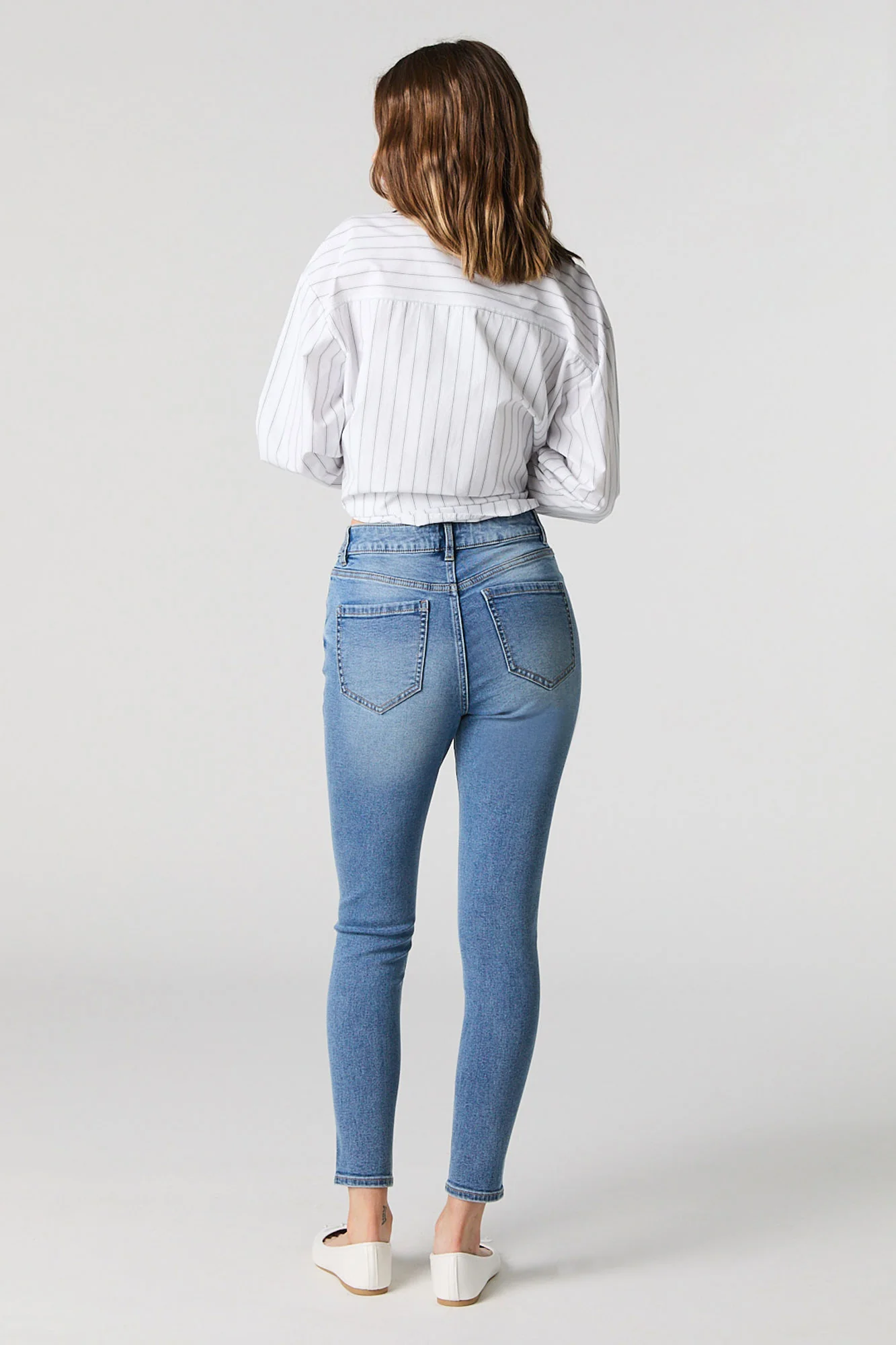Jean ajusté à taille haute lavé moyen - Image 3