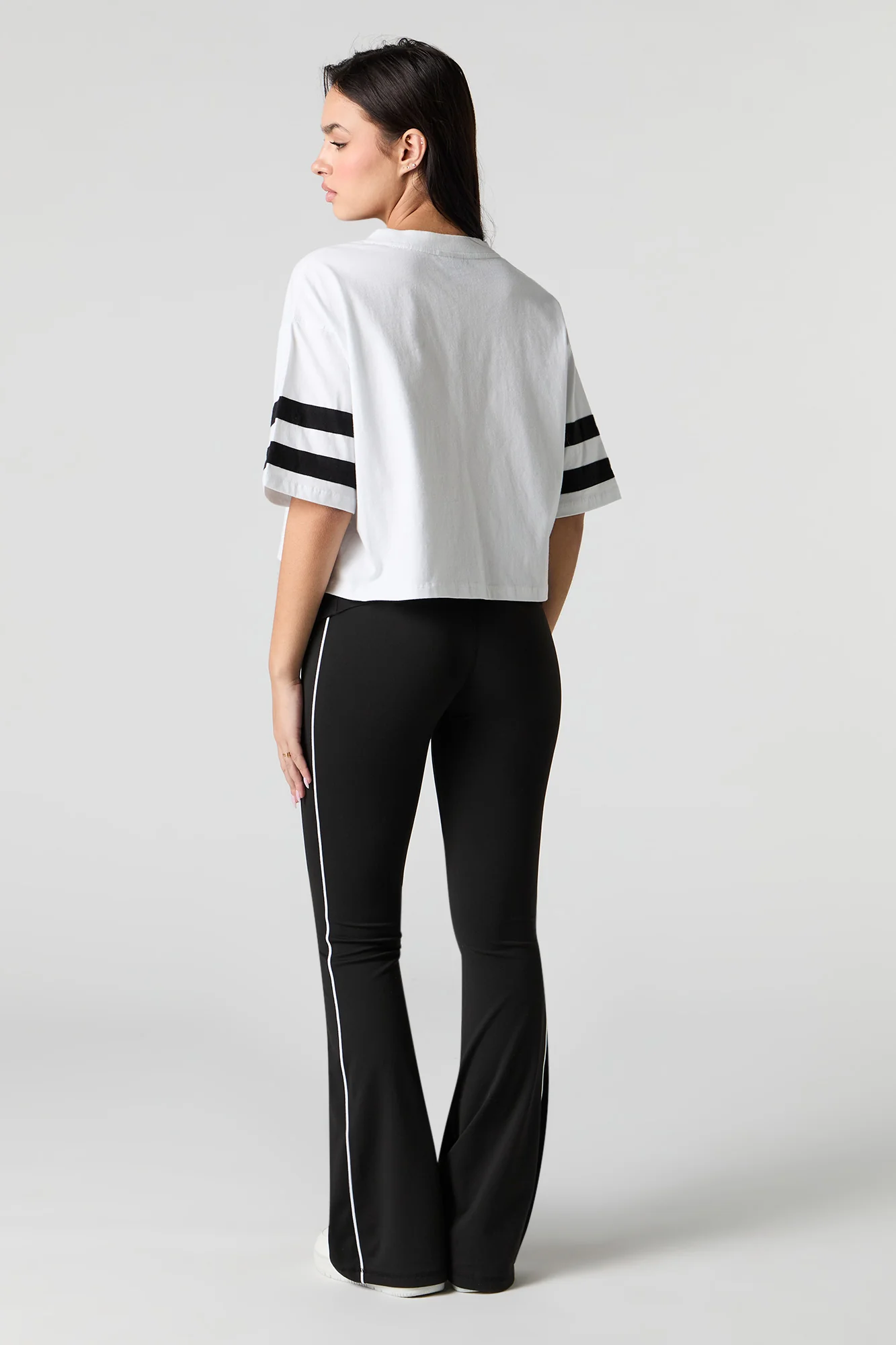 Sommer Ray Active Piping Detail Flare Pant - Image 3