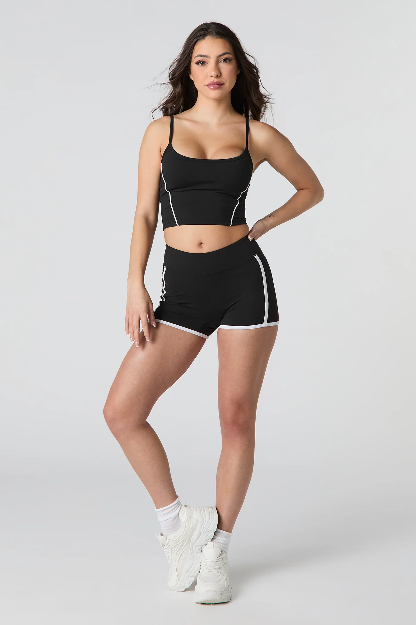 Sommer Ray Active Contrast Short - Image 7
