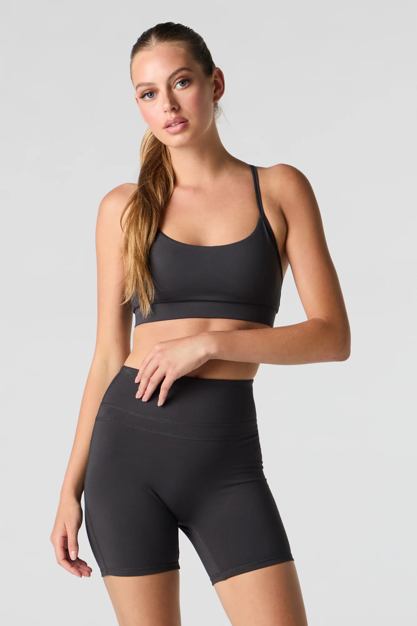 Active Ruched Back Biker Short - Image 7