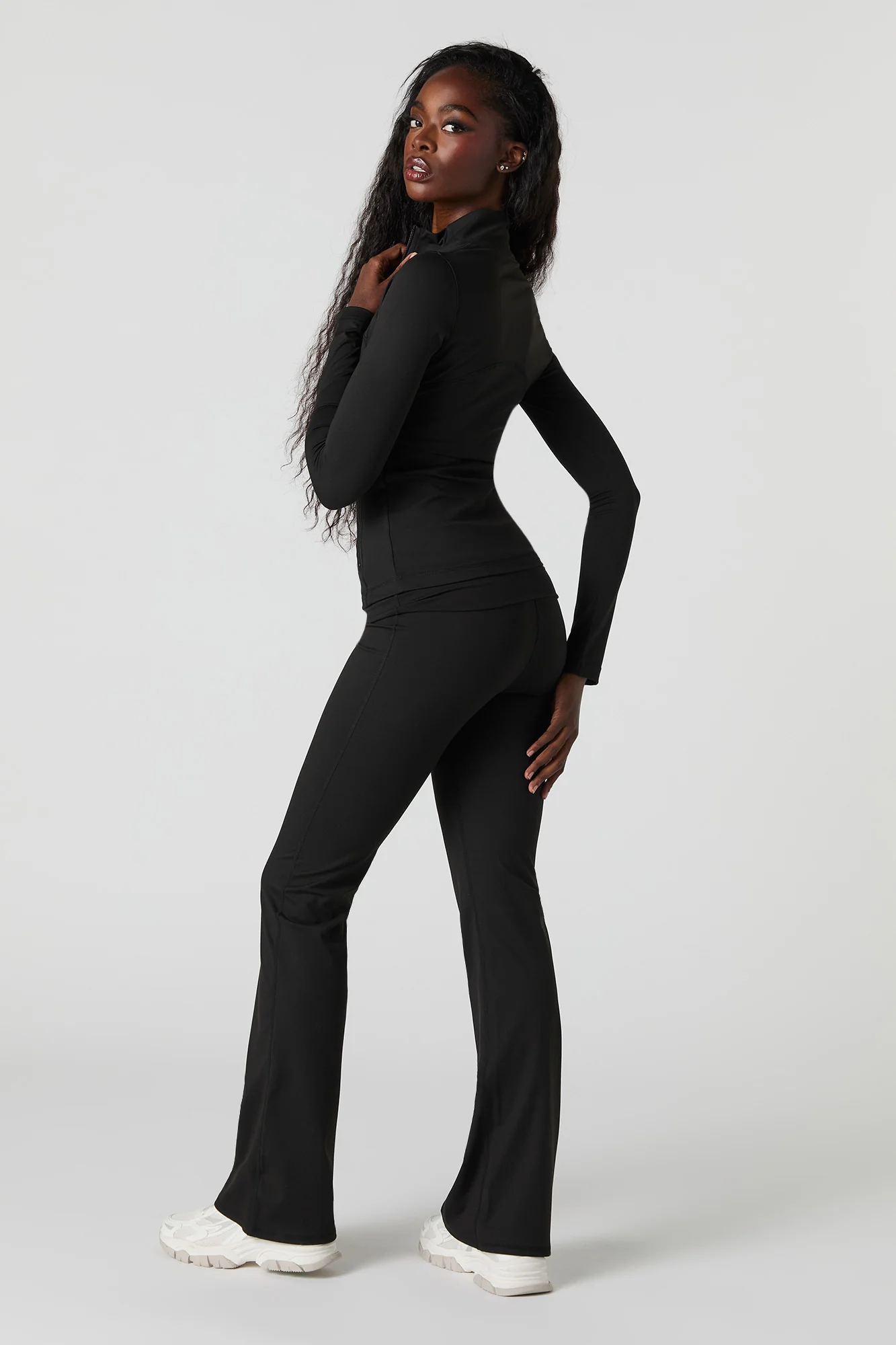 Pantalon à jambe évasée et taille repliée Active - Image 3