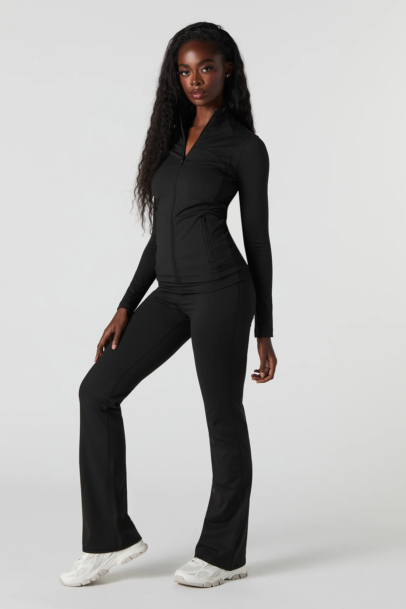 Pantalon à jambe évasée et taille repliée Active - Image 4