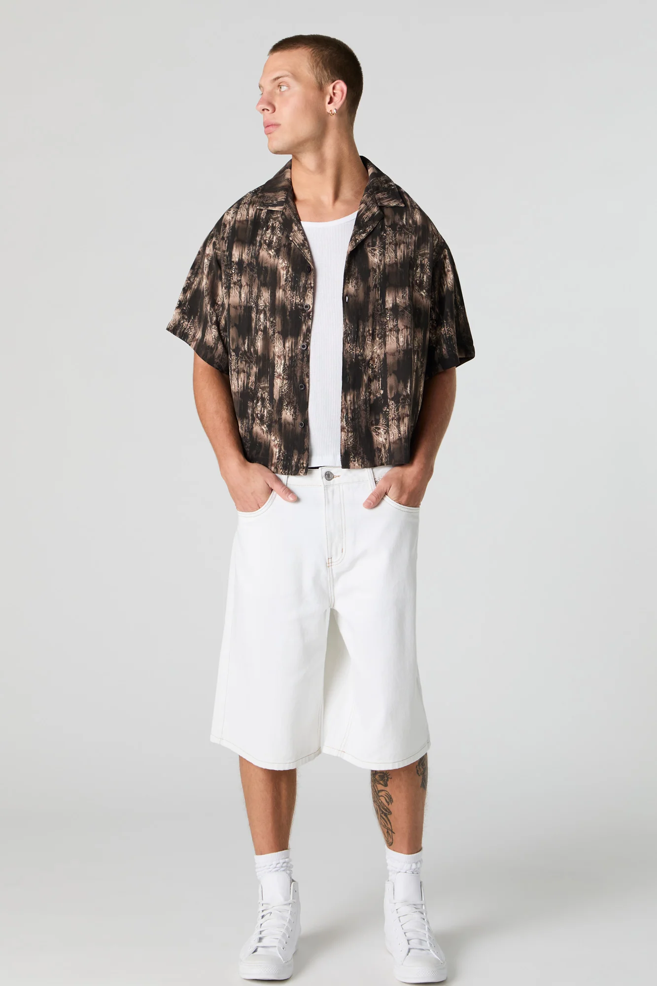 Printed Boxy Short Sleeve Button-Up Top - Image 9