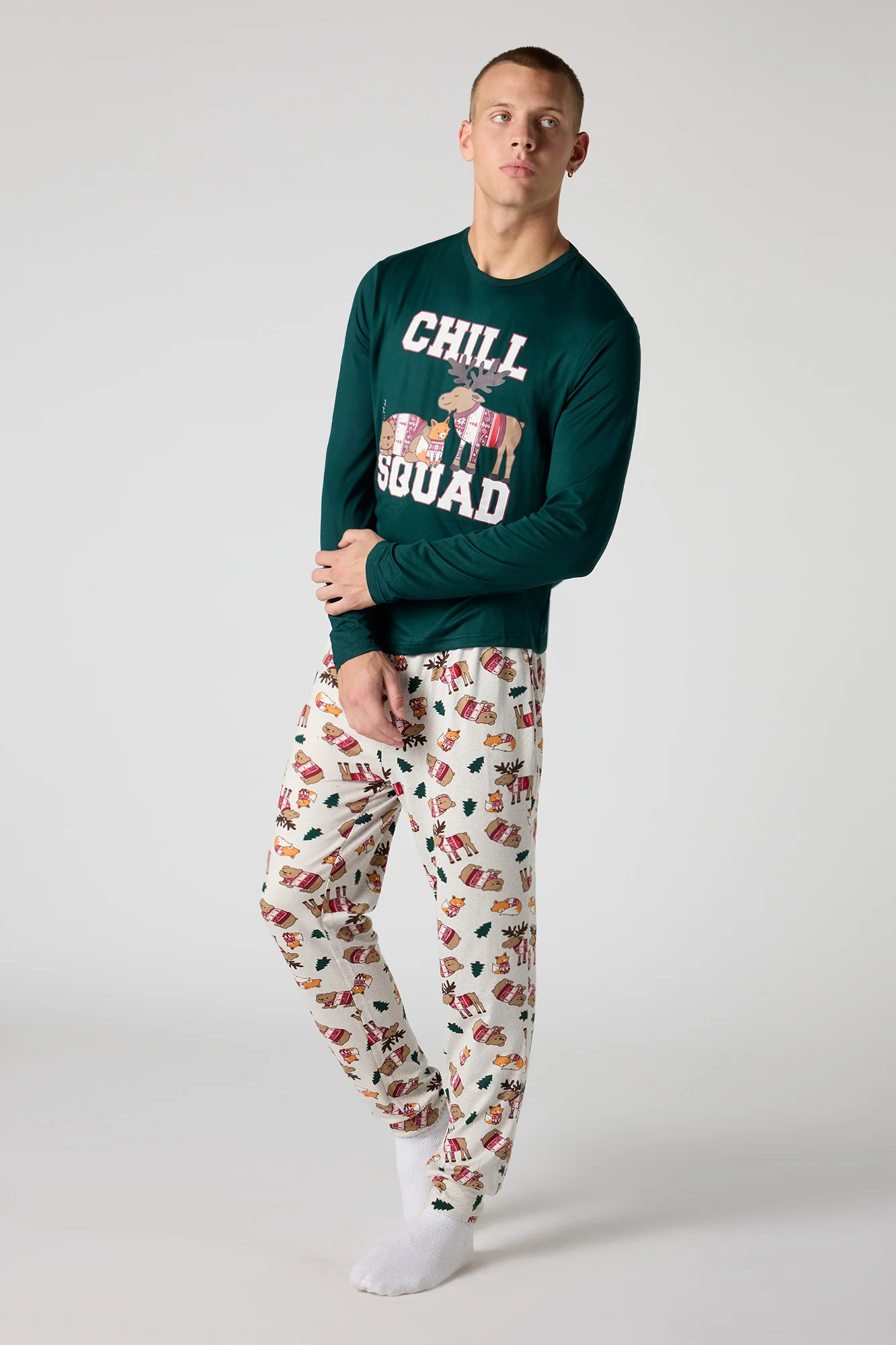 Mens Fammy Jammies Chill Squad Pajama Set - Image 4