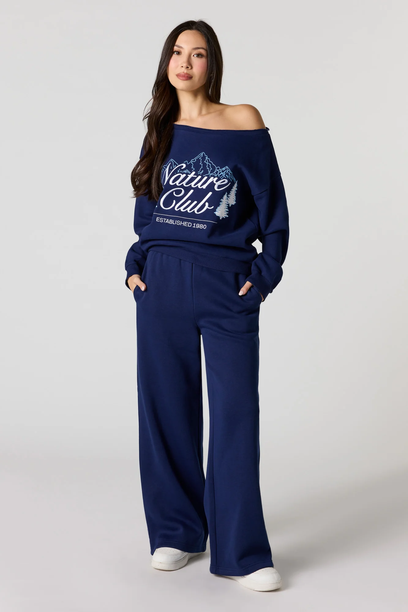 Nature Embroidered Off Shoulder Fleece Sweatshirt - Image 3
