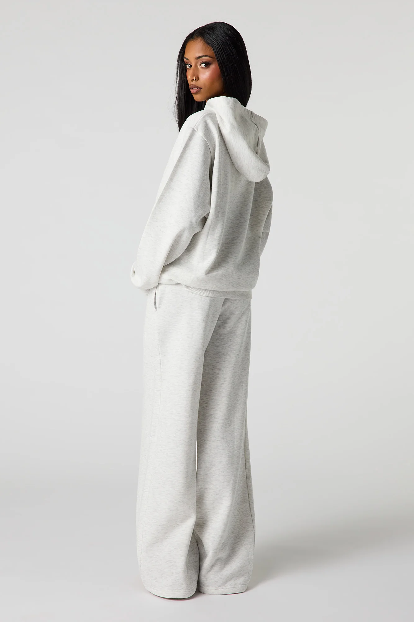 Wide Leg Fleece Sweatpant - Image 12
