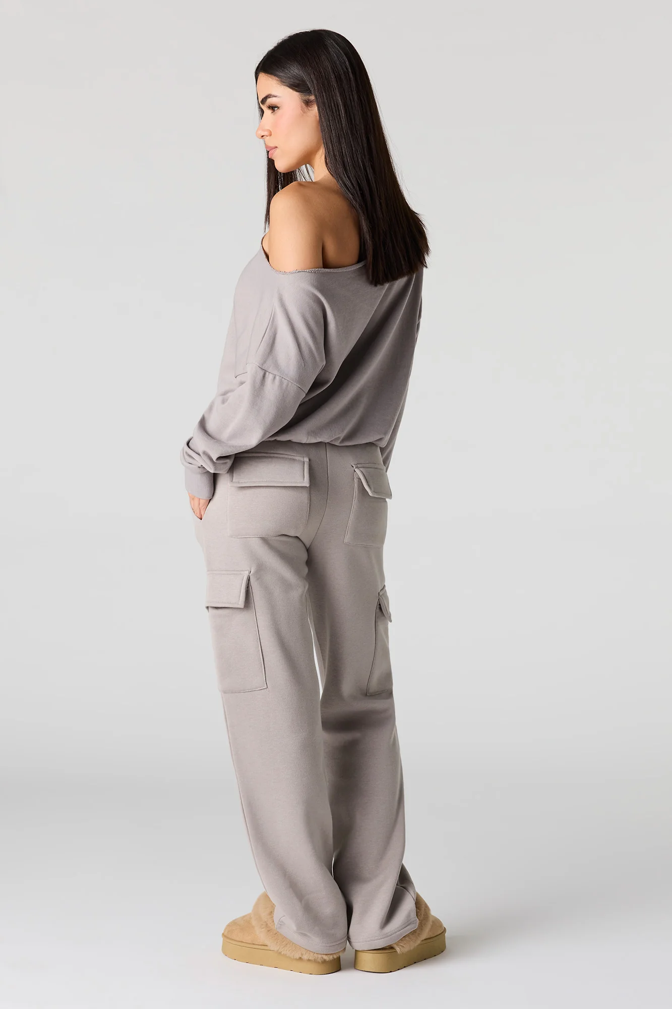 Solid Fleece Cargo Sweatpant - Image 12