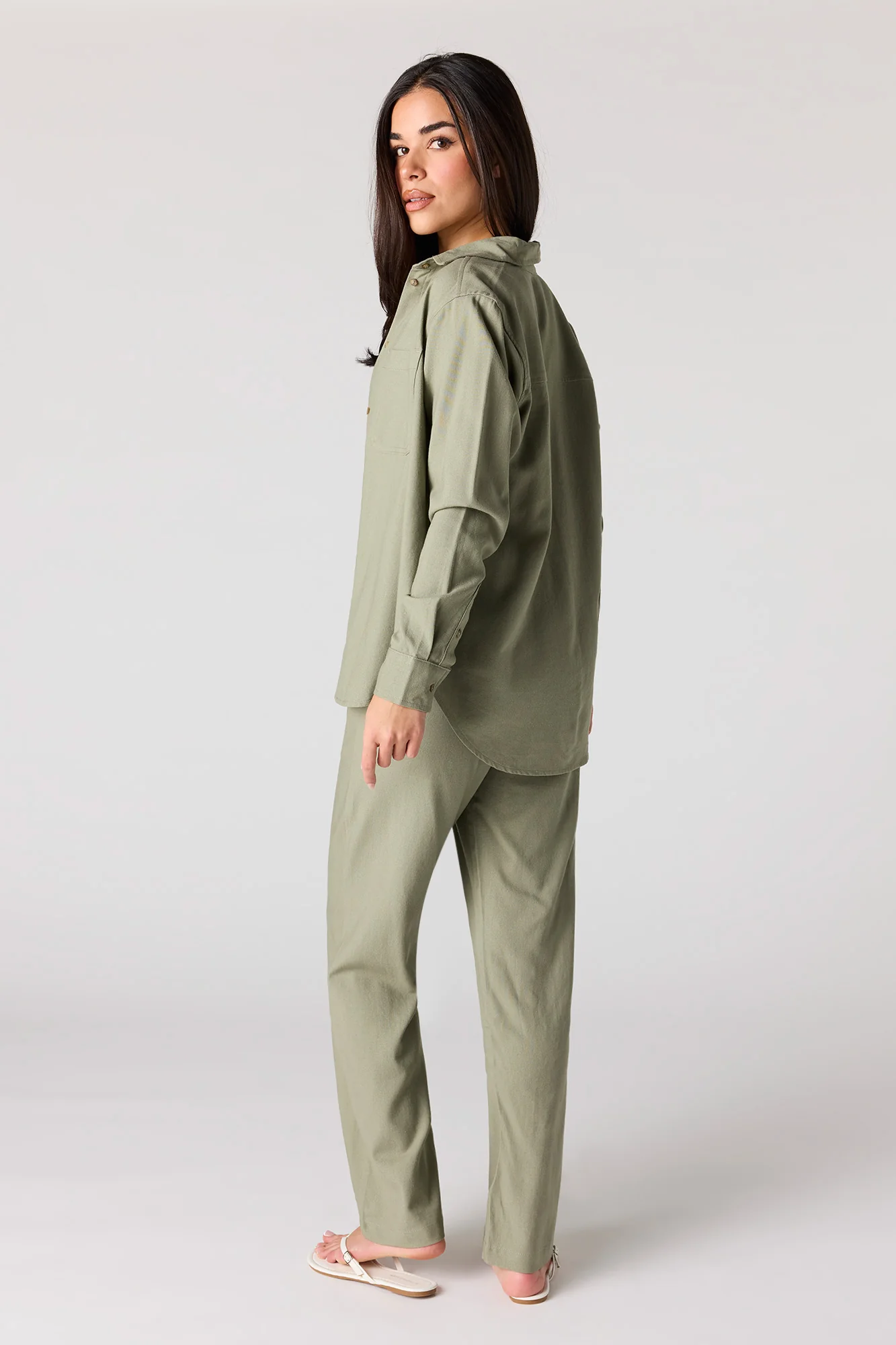 Linen-Blend Wide Leg Pant - Image 3