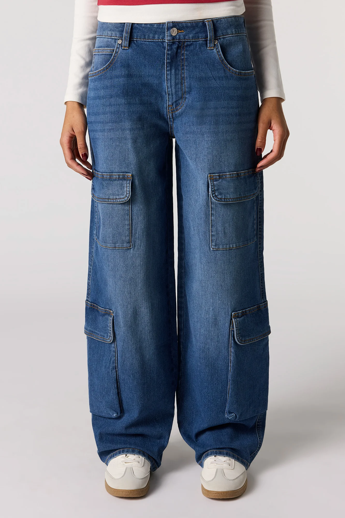 Low Rise Baggy Cargo Jean - Image 2