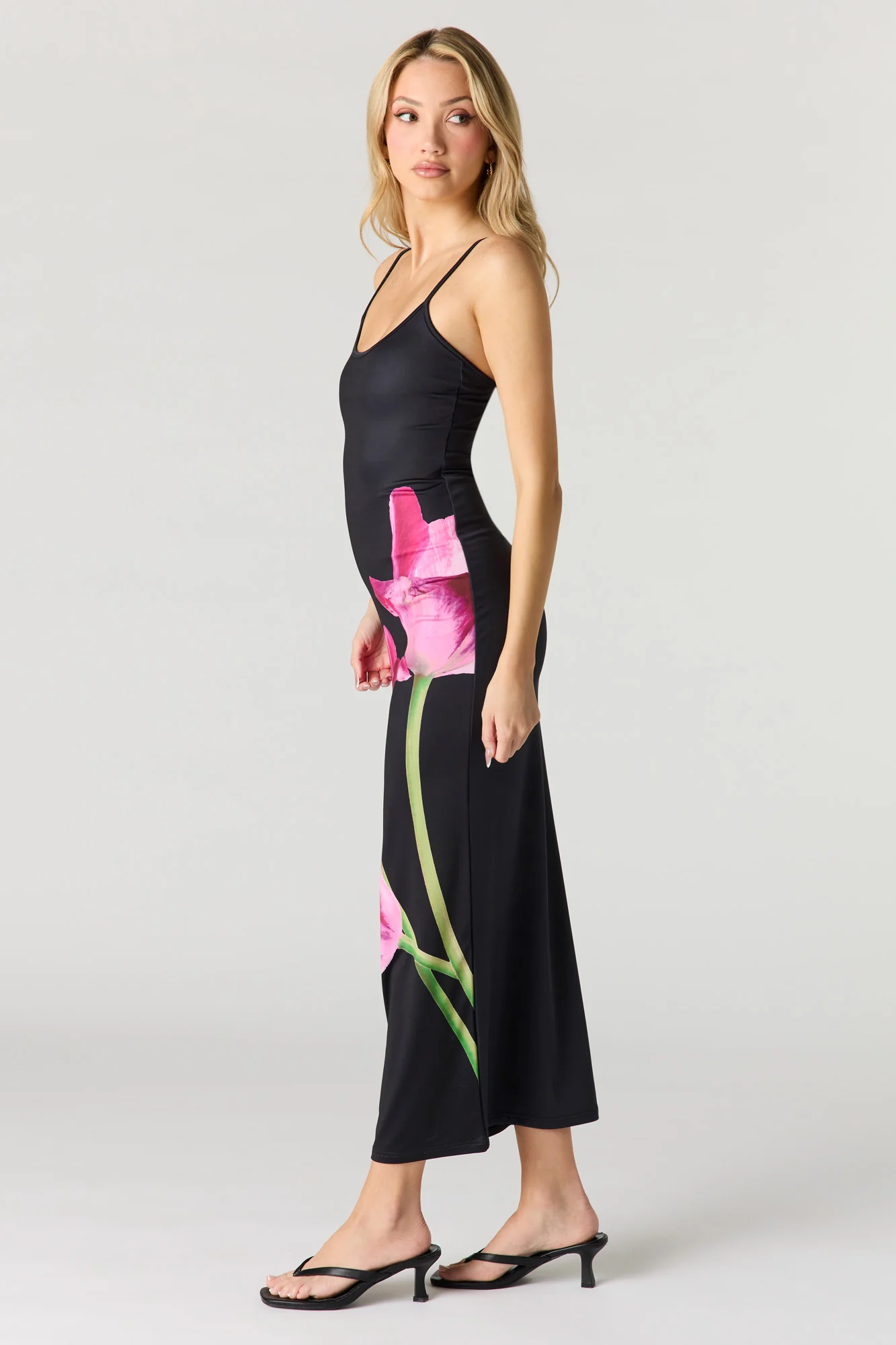 Contour Scoop Neck Maxi Dress - Image 11