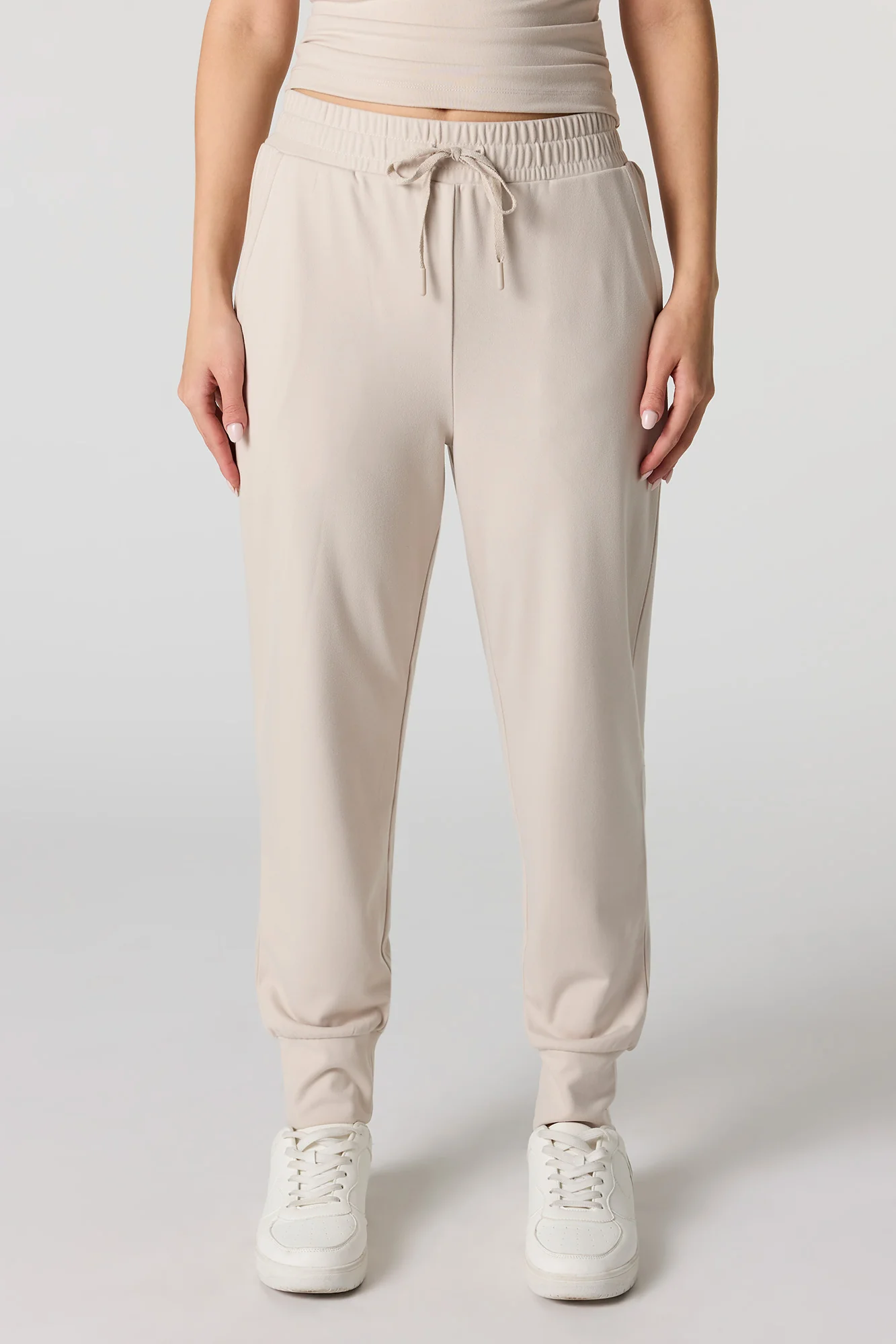 Active Jogger - Image 2