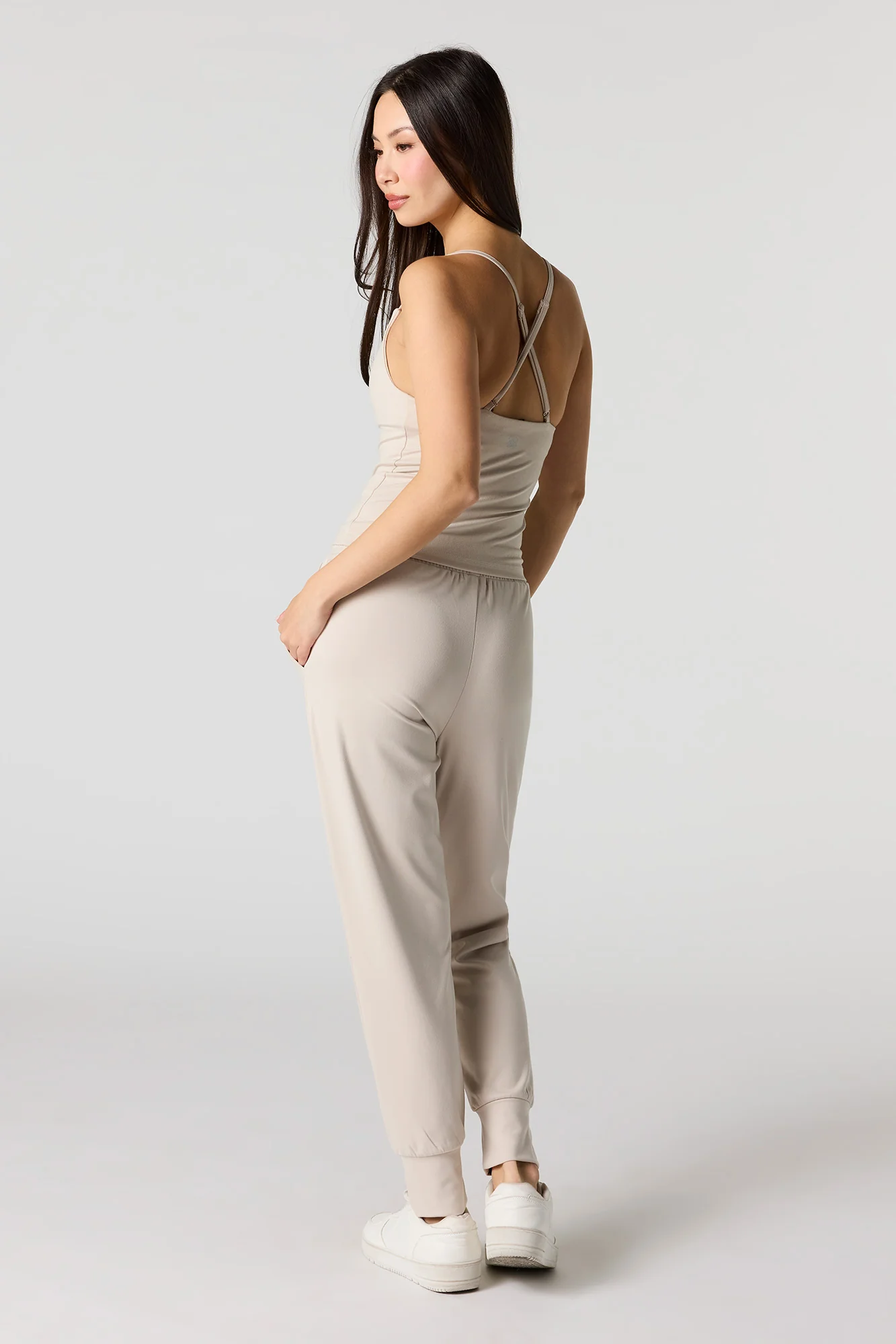 Active Jogger - Image 3