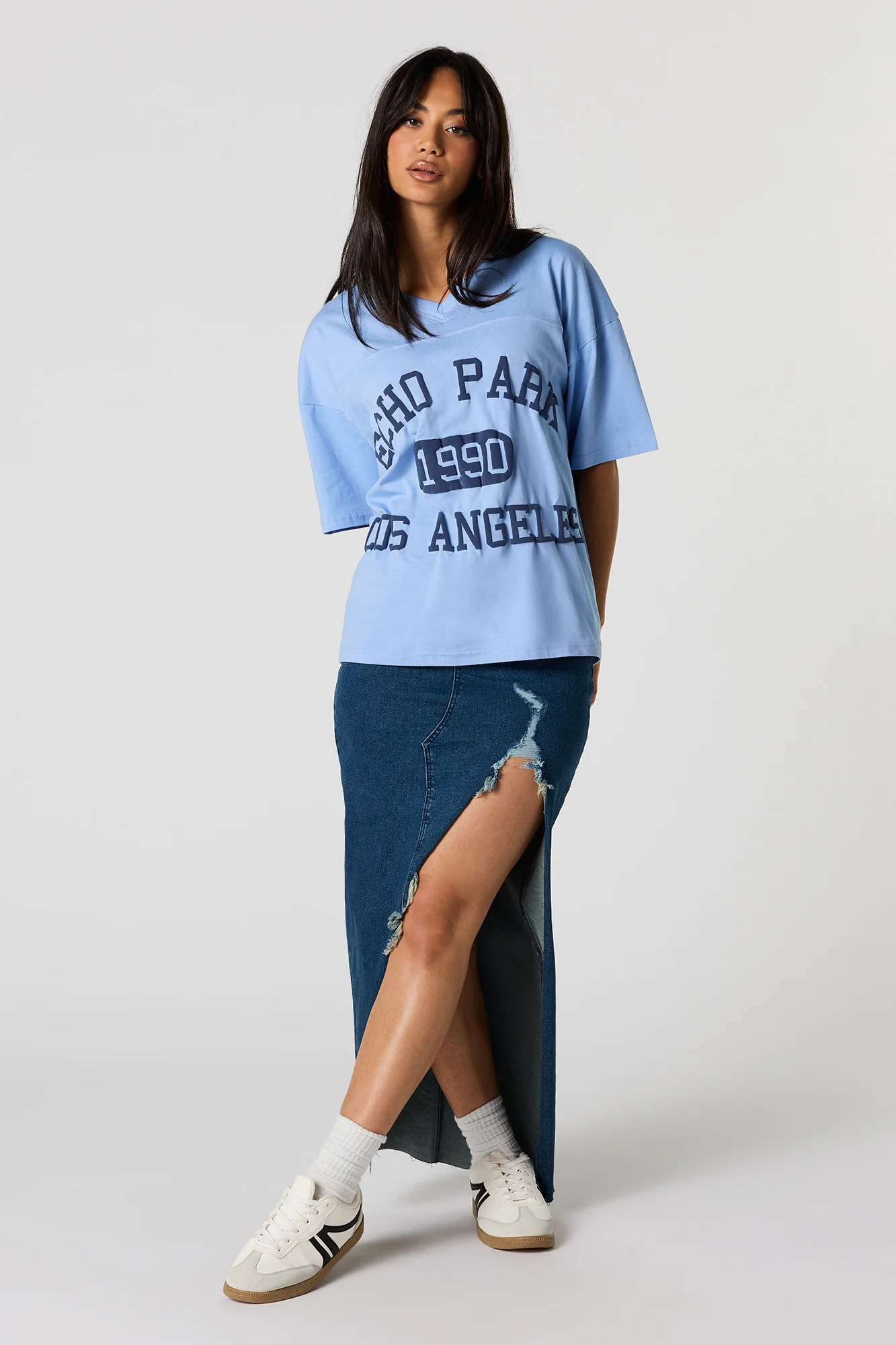 LA Puff Print V-Neck T-Shirt - Image 3