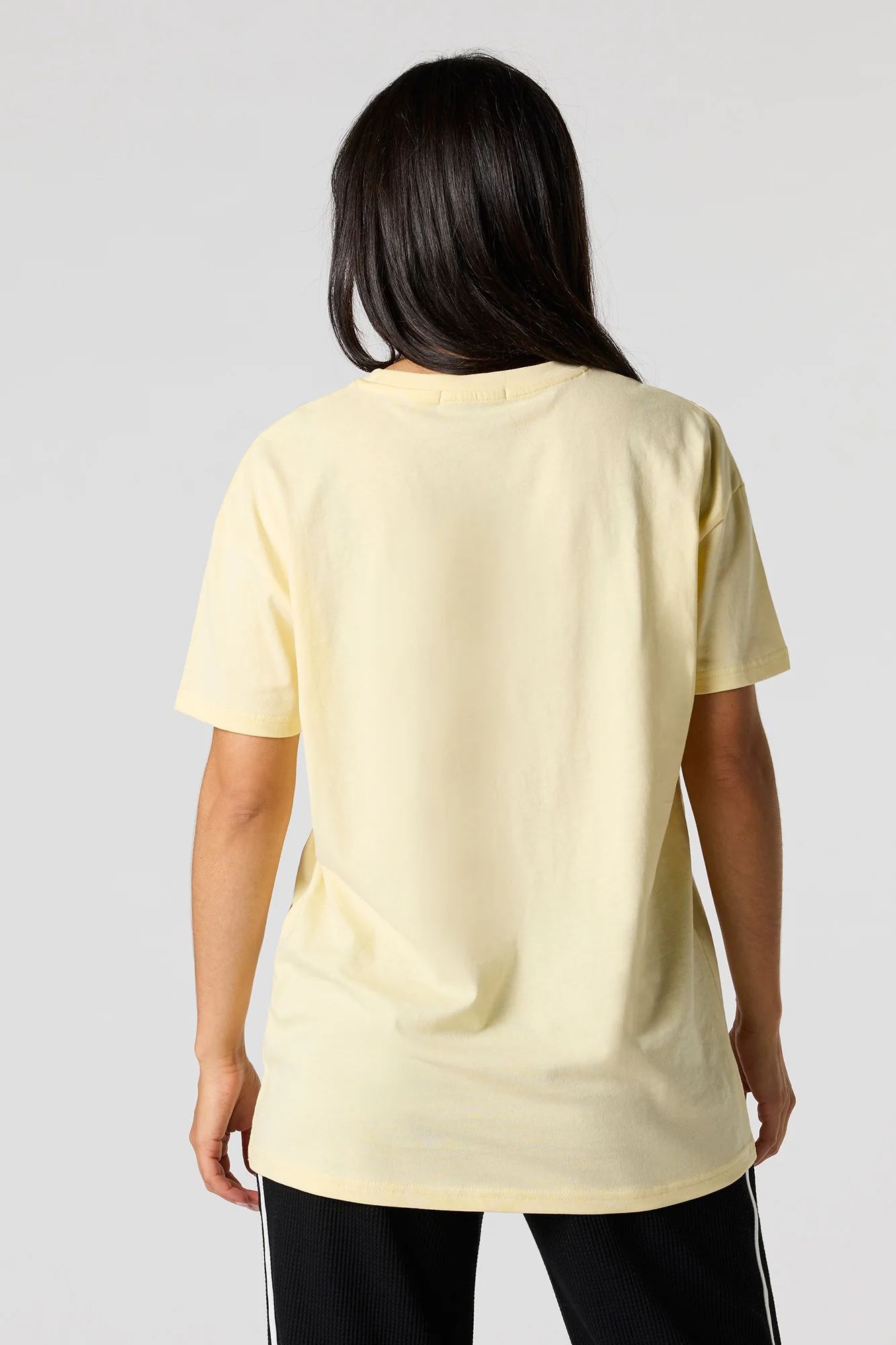 Hibiscus Graphic T-Shirt - Image 2