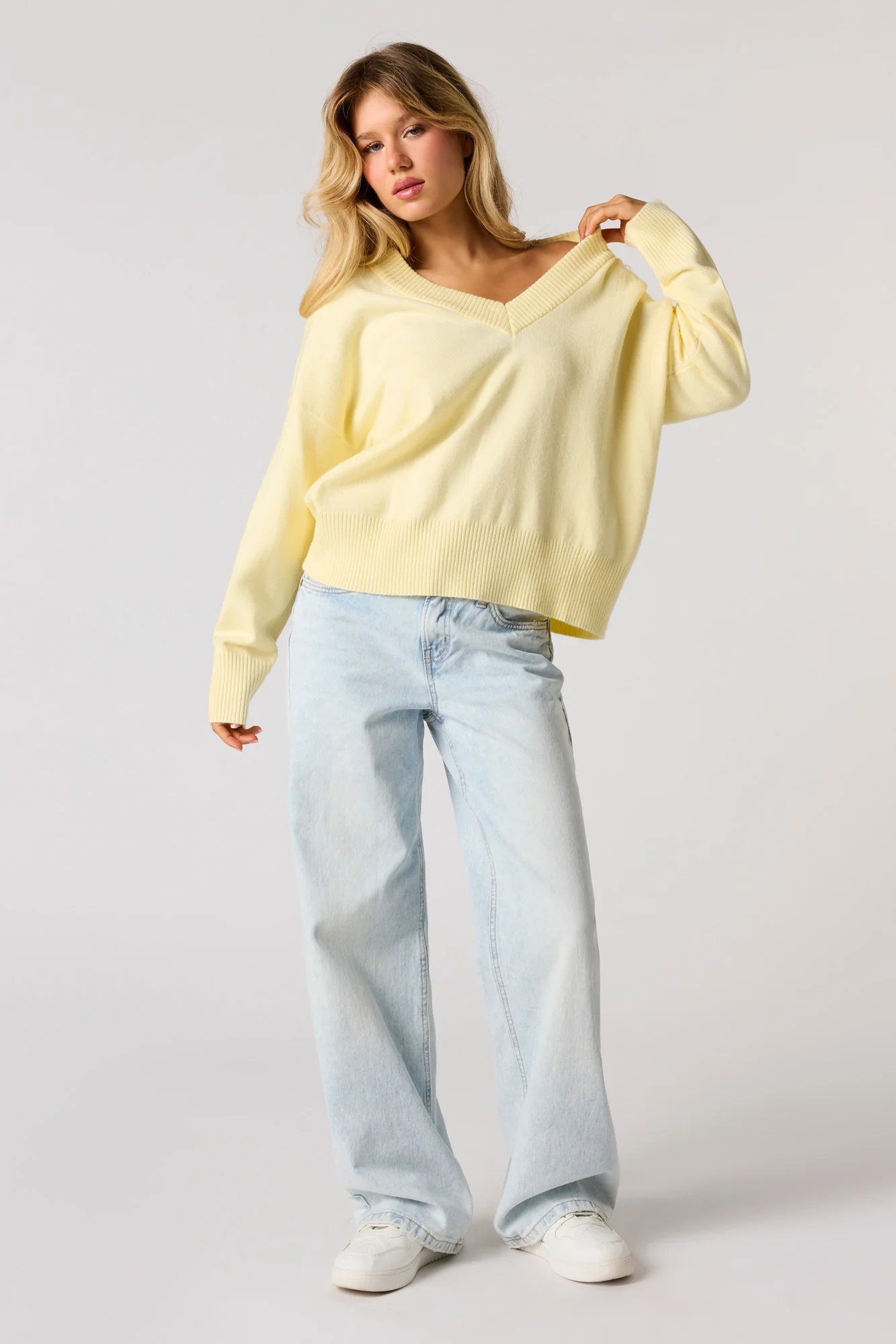 V-Neck Sweater - Image 15